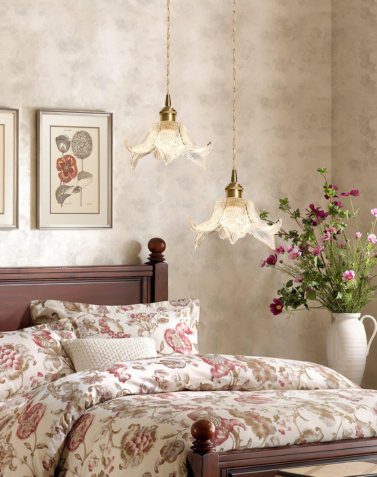 Briereth Glass Pendant Light-Moonnatur