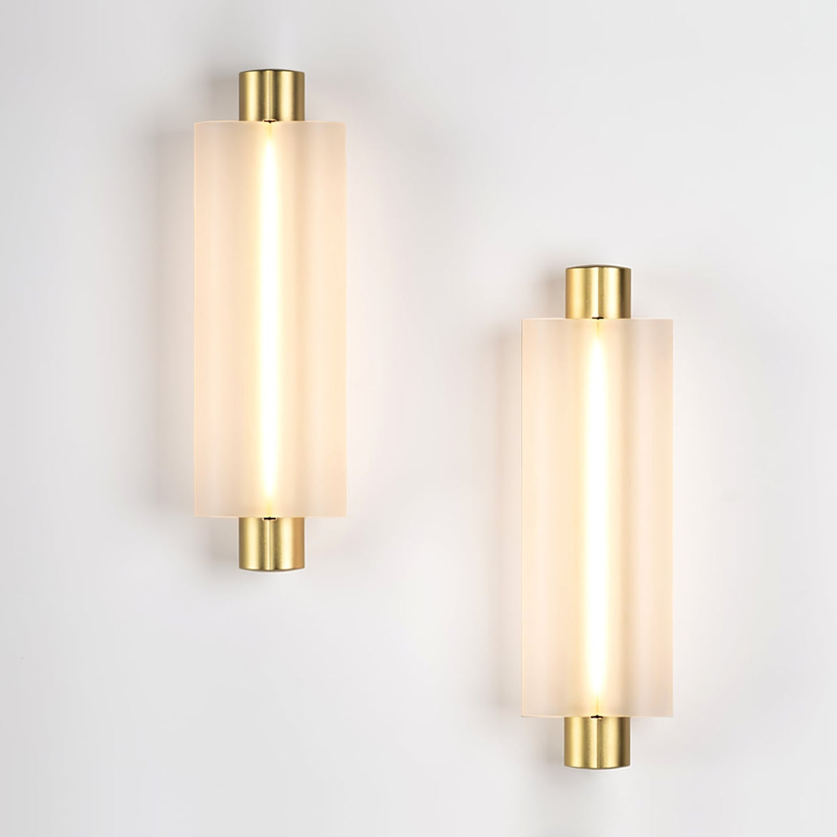 Mellira Acrylic Wall Lamp-Moonnatur