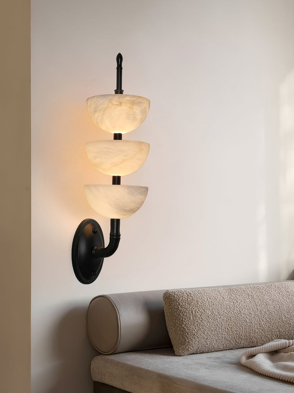 Fendelenelle Alabaster Wall Light-Moonnatur