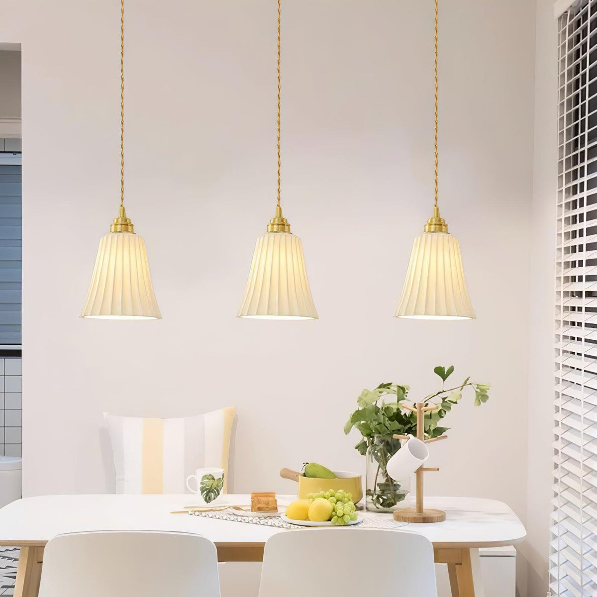Lorrenwyn Ceramic Pendant Light-Moonnatur