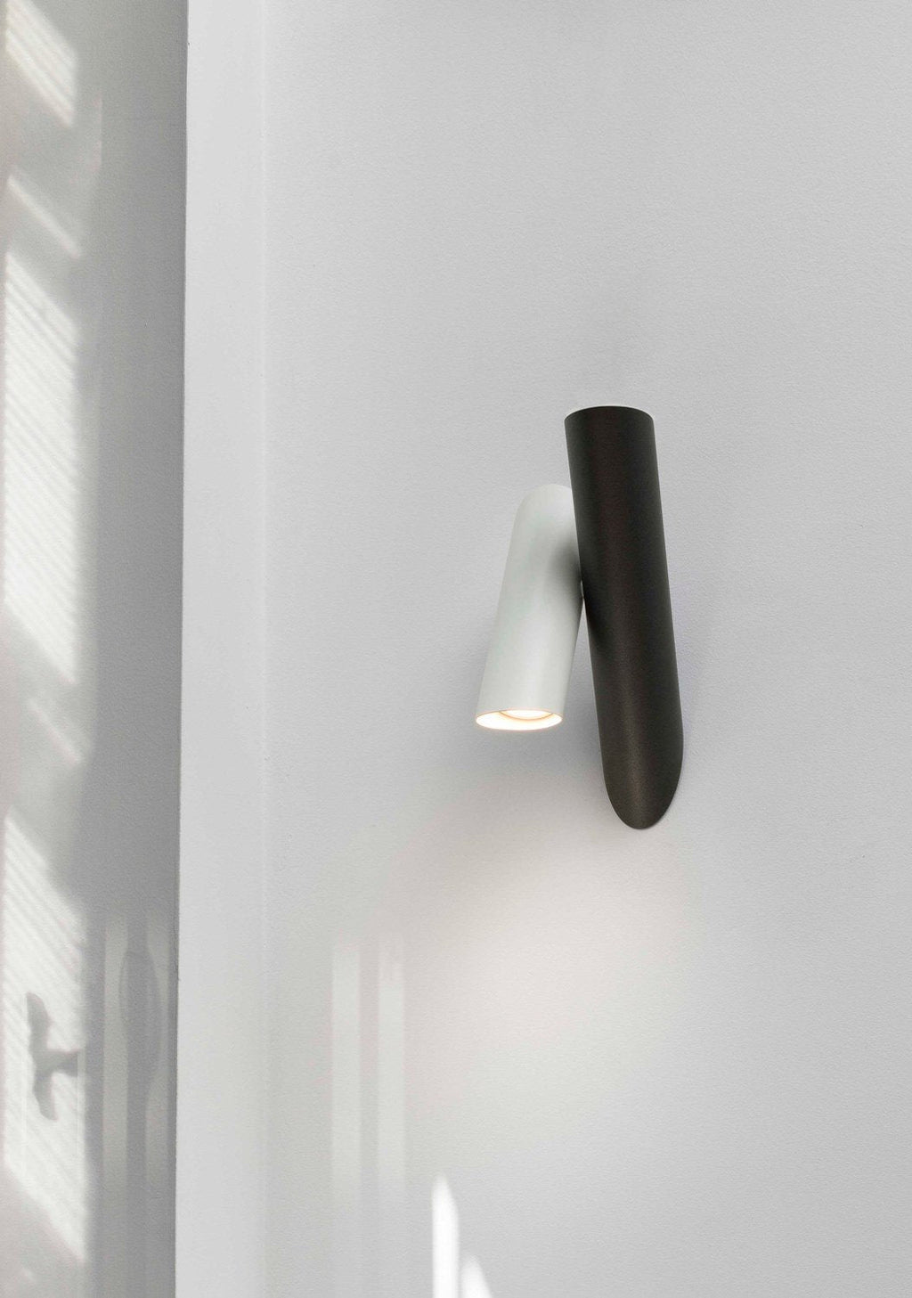 Gelmirae Aluminium Wall Light-Moonnatur