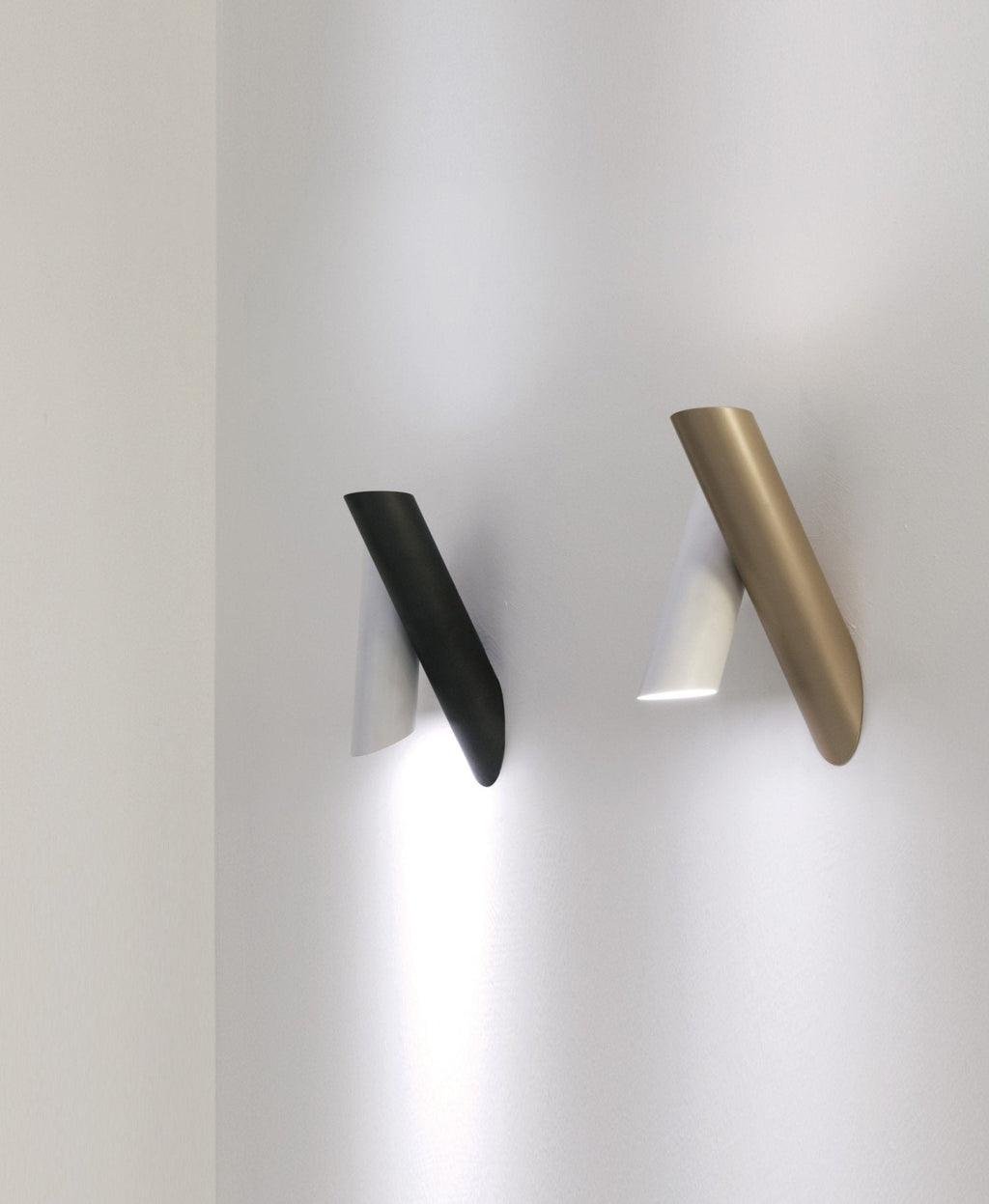 Gelmirae Aluminium Wall Light-Moonnatur