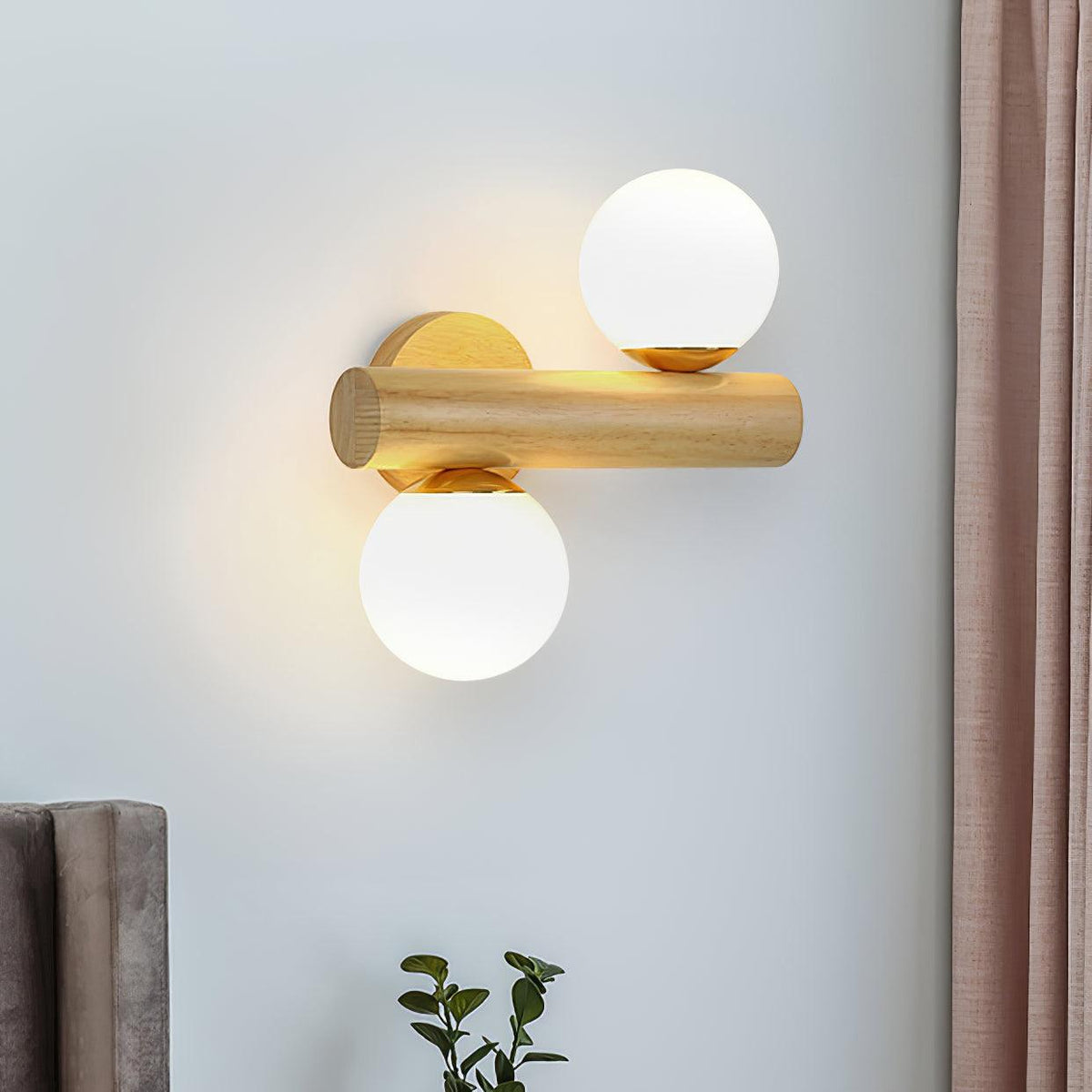 Birchavon Wood Wall Light-Moonnatur