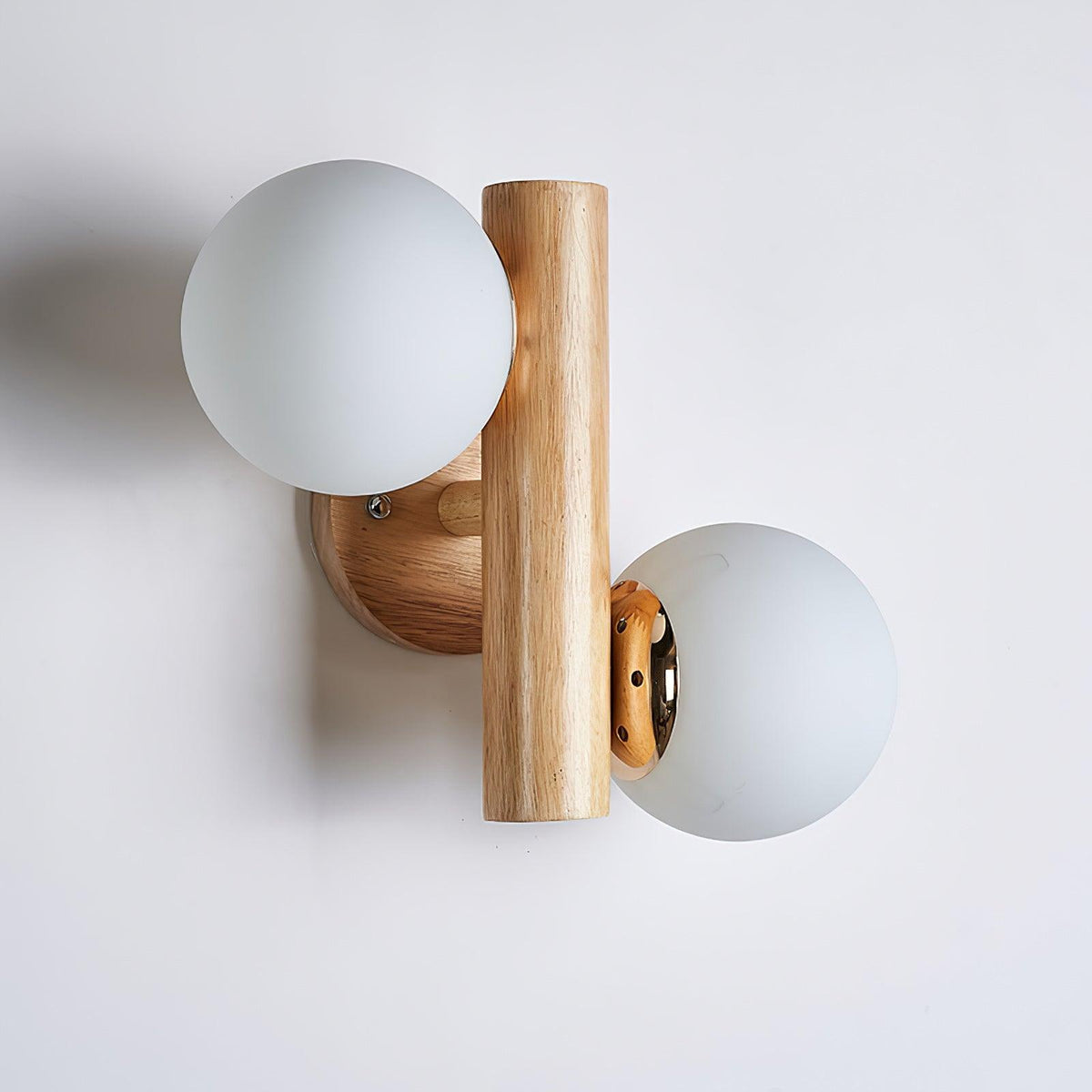 Birchavon Wood Wall Light-Moonnatur