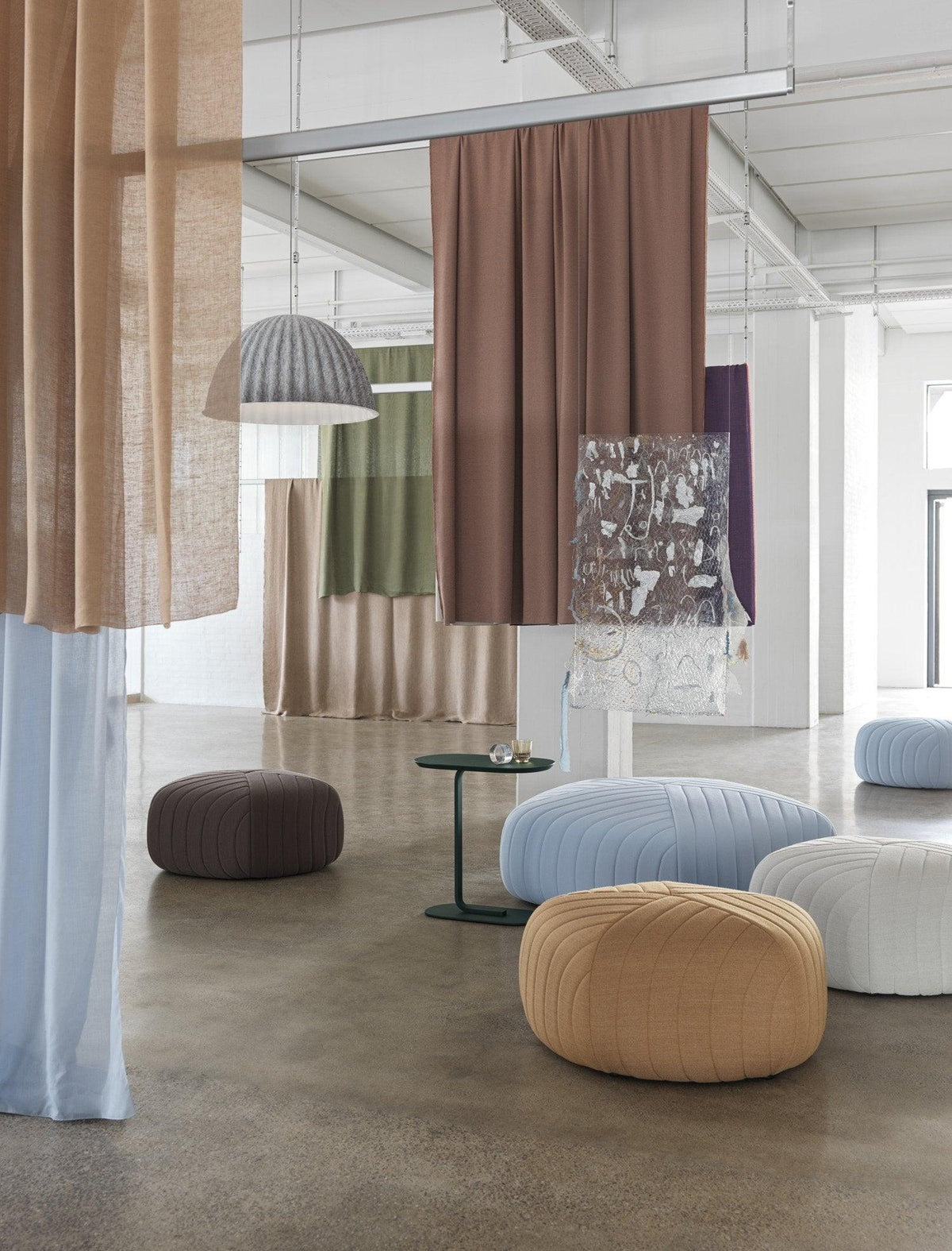 Harlis Felt Pendant Light-Moonnatur