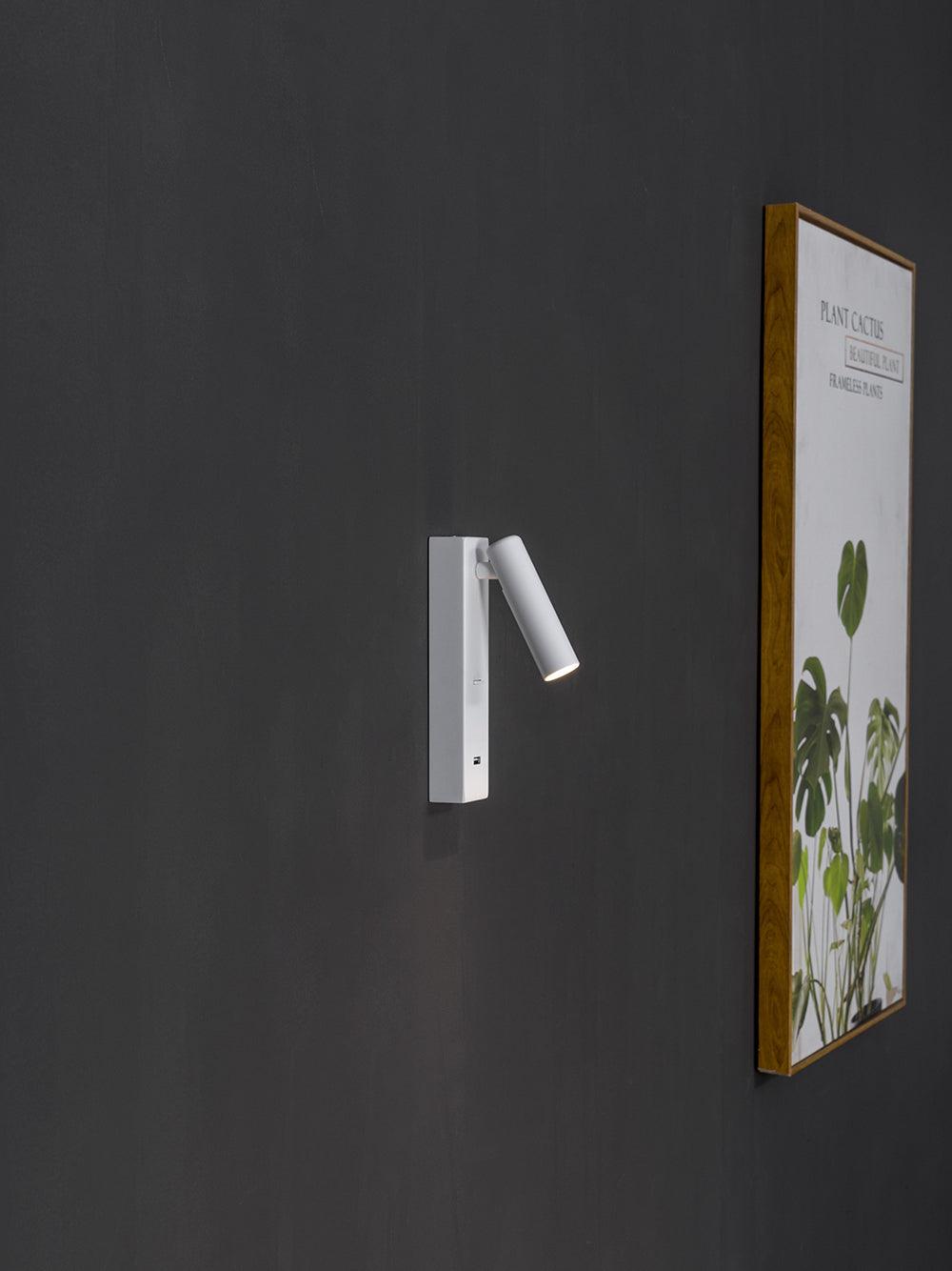 Korrora Metal Wall Light-Moonnatur