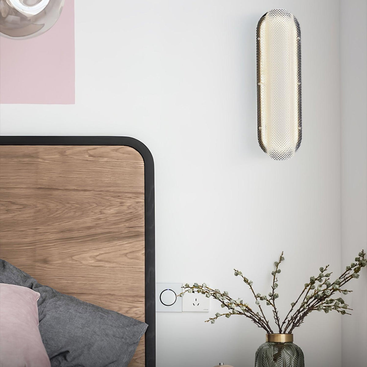Davenelle Acrylic Wall Light-Moonnatur