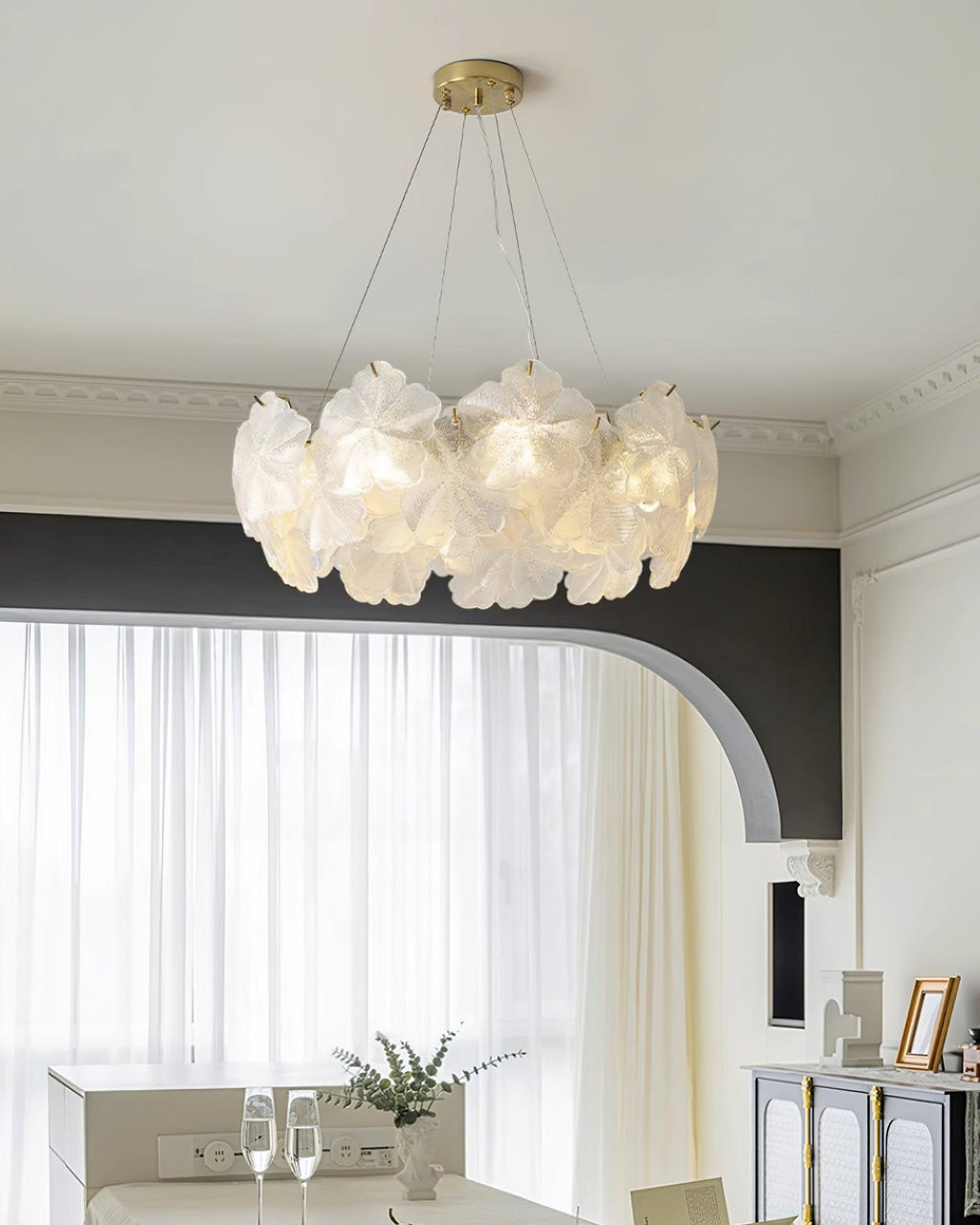 Fenrenwynne Glass Chandelier-Moonnatur