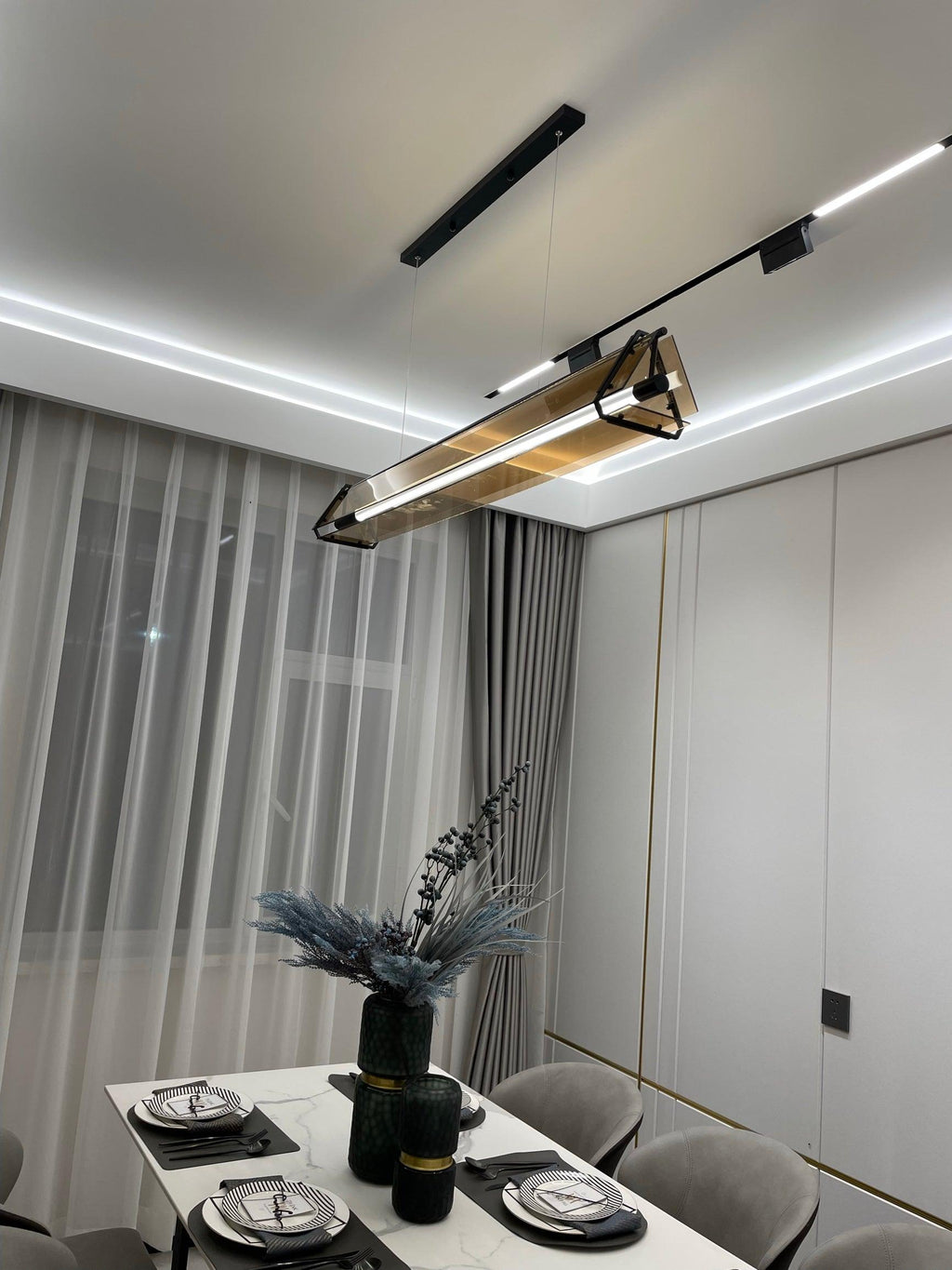 Darrowlyn Glass Pendant Light-Moonnatur