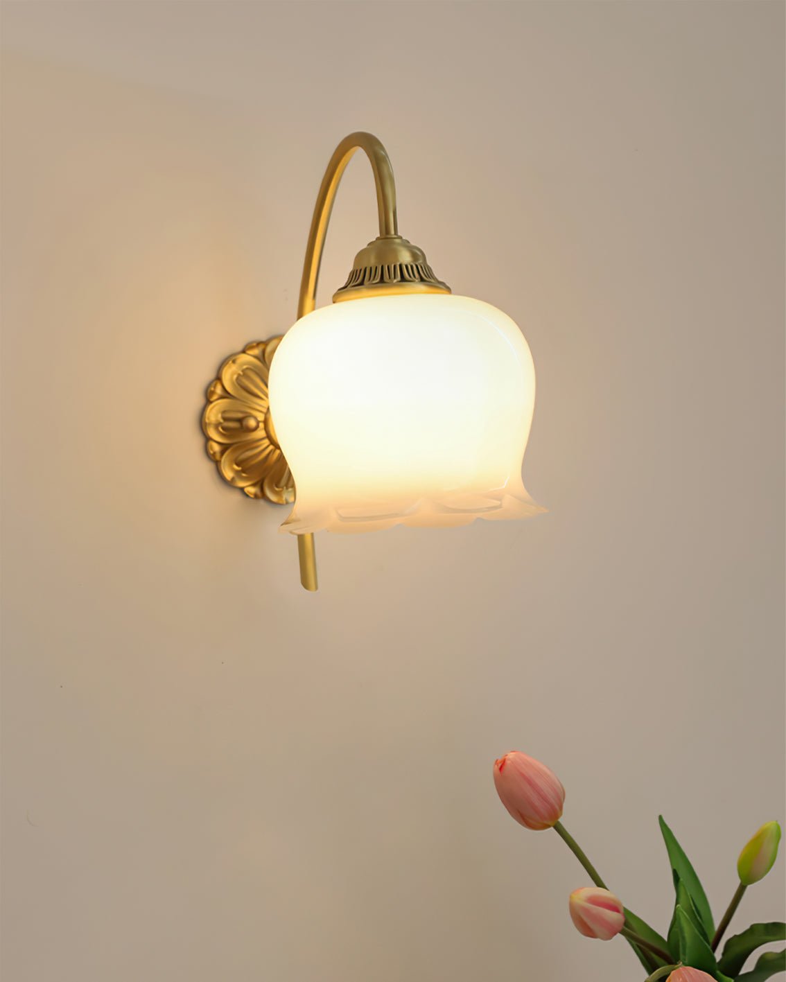Lindenia Resin Wall Light-Moonnatur