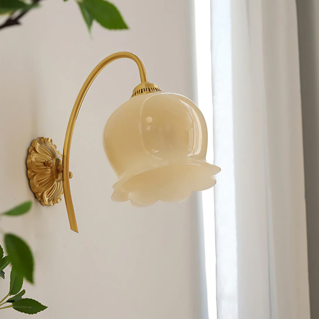 Lindenia Resin Wall Light-Moonnatur