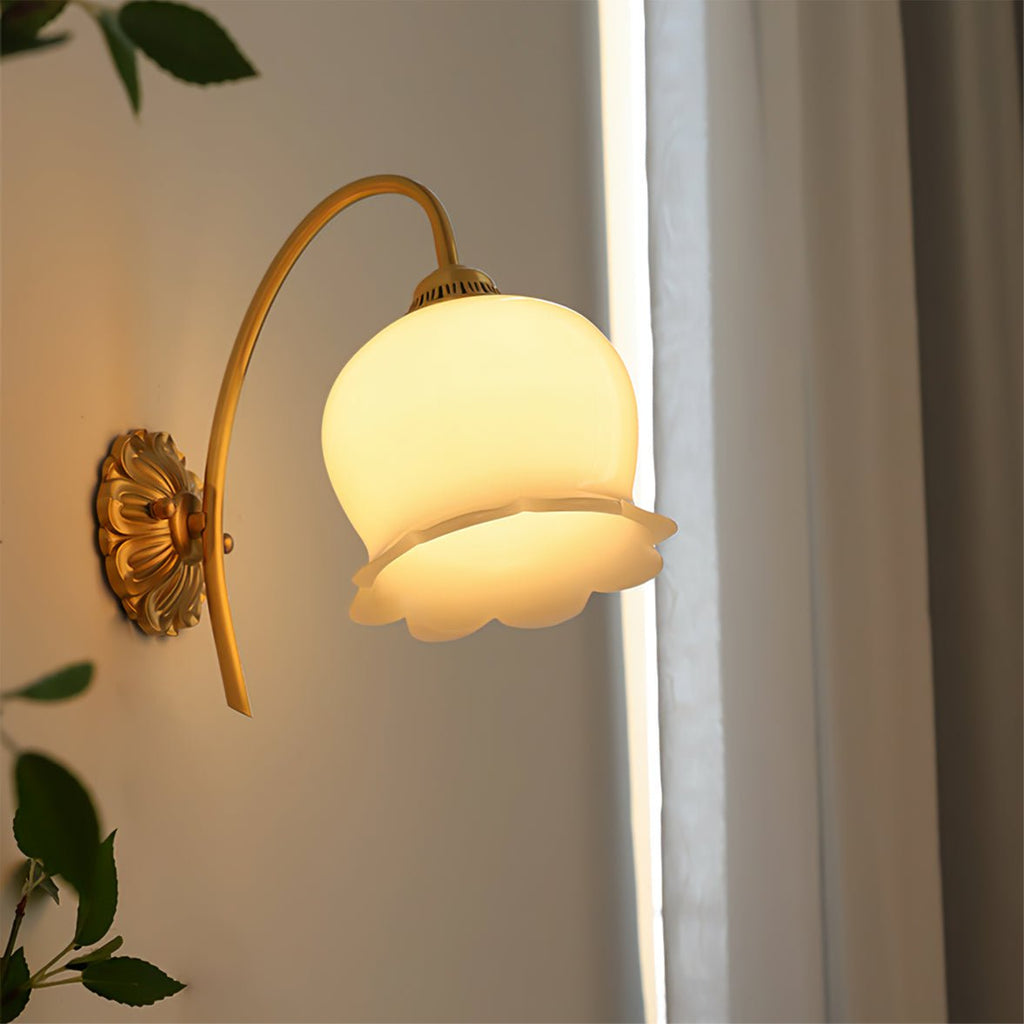 Lindenia Resin Wall Light-Moonnatur
