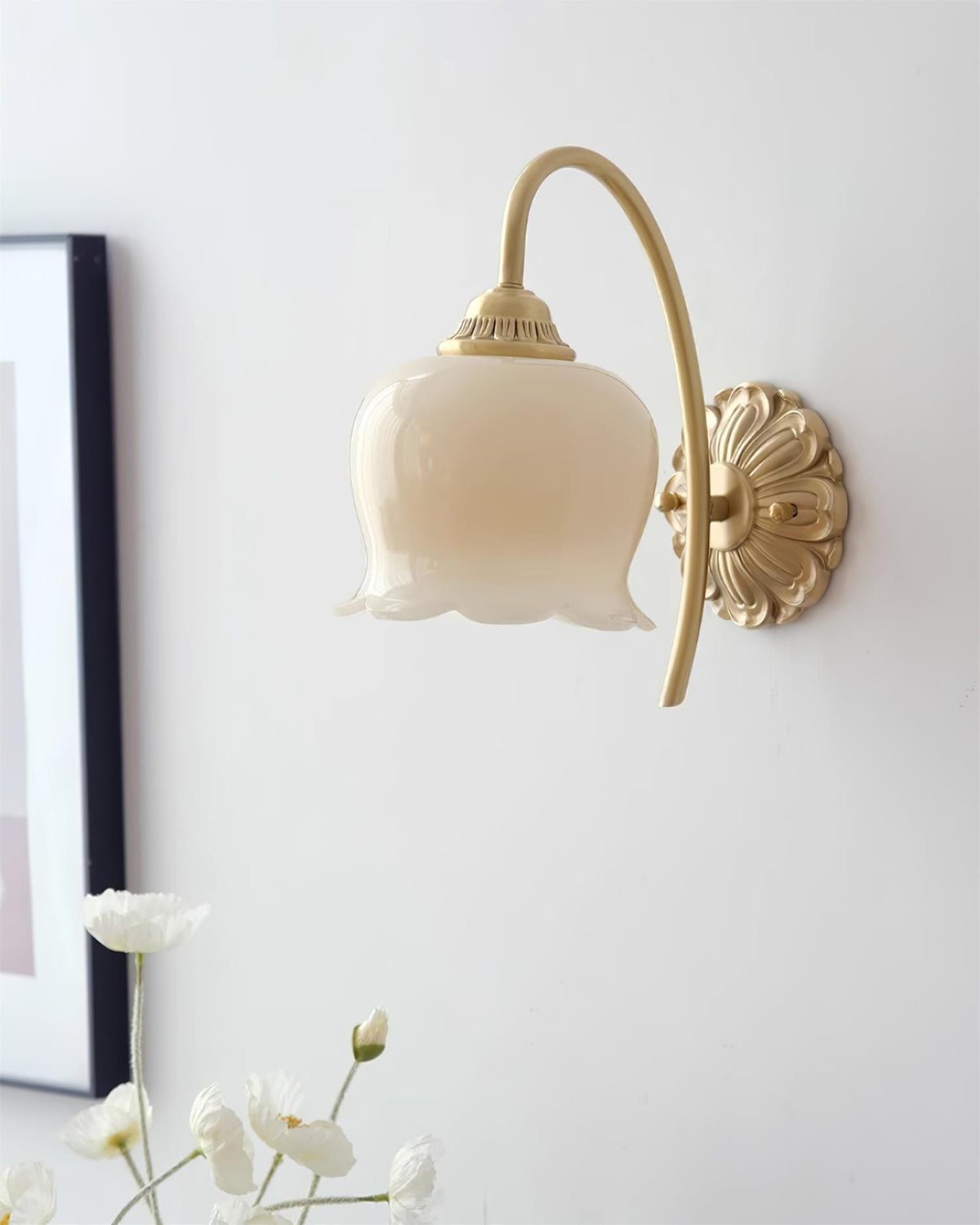 Lindenia Resin Wall Light-Moonnatur