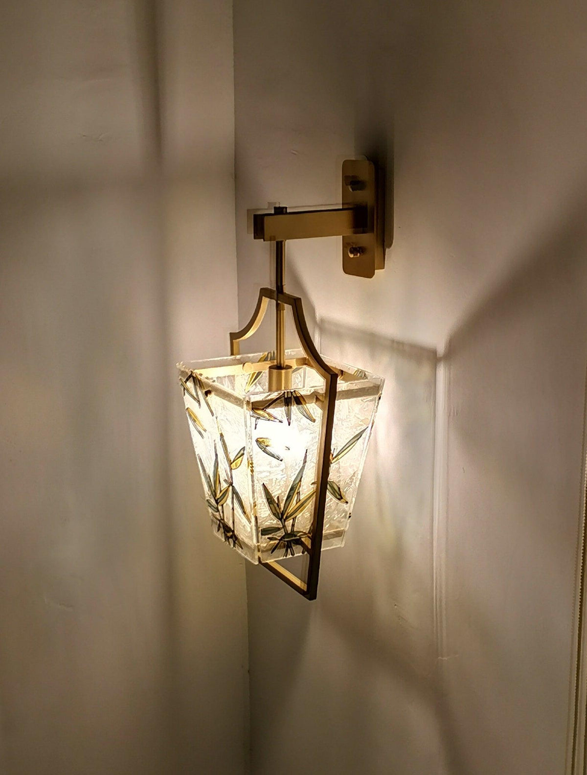Cumberrose Stained Glass Ceiling Light-Moonnatur