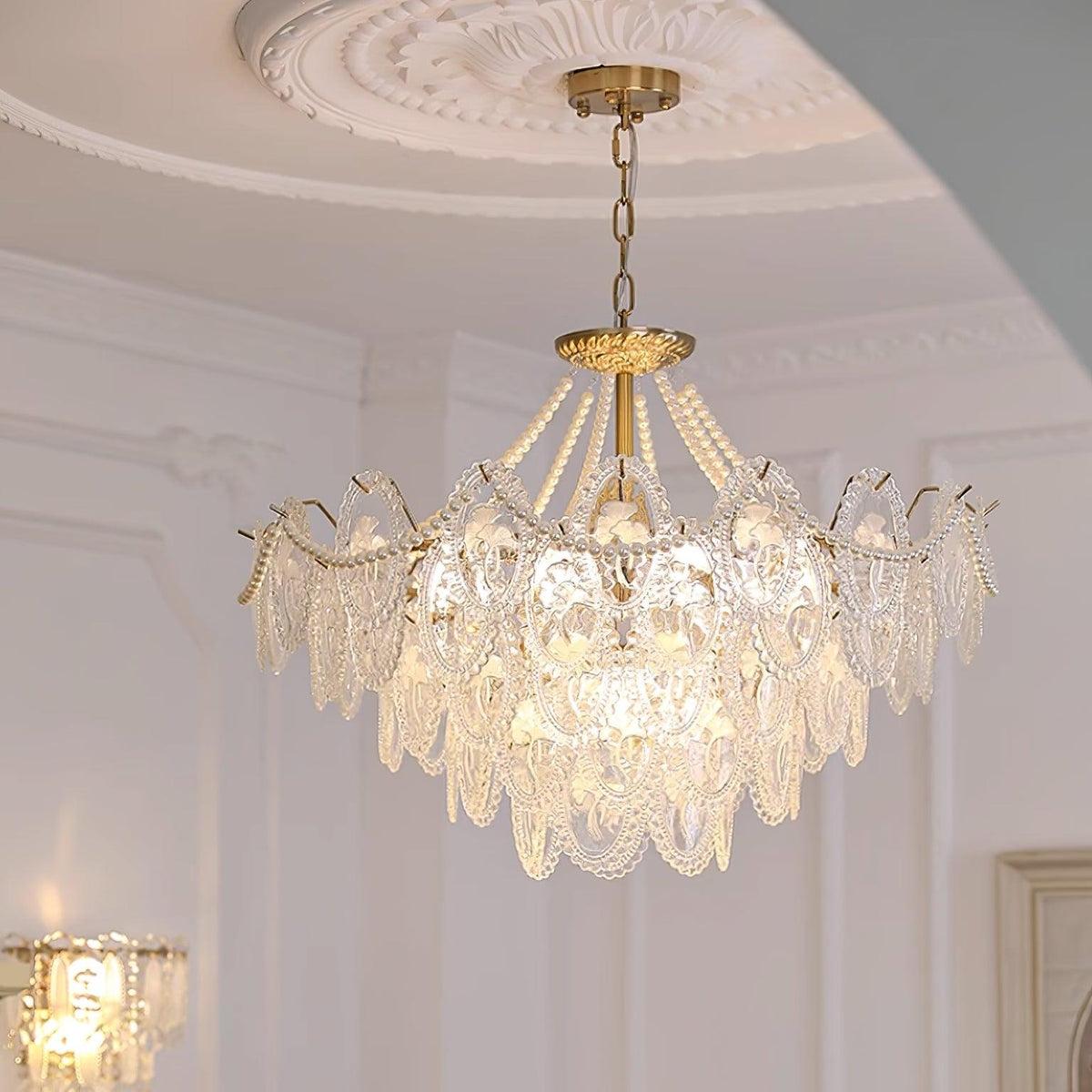 Whitenwynne Glass Chandelier-Moonnatur