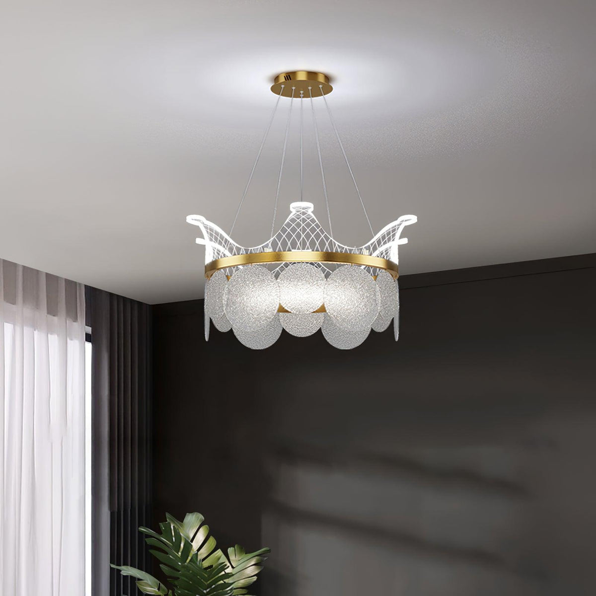 Wardenenora Acrylic Chandelier-Moonnatur