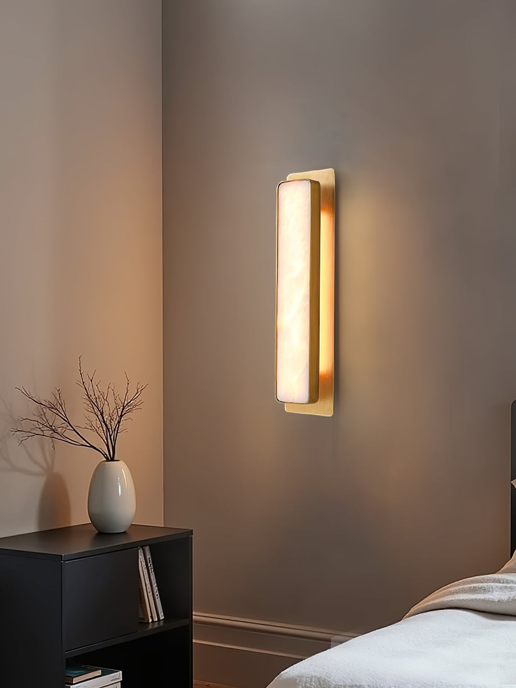Enverorie Alabaster Wall Light-Moonnatur
