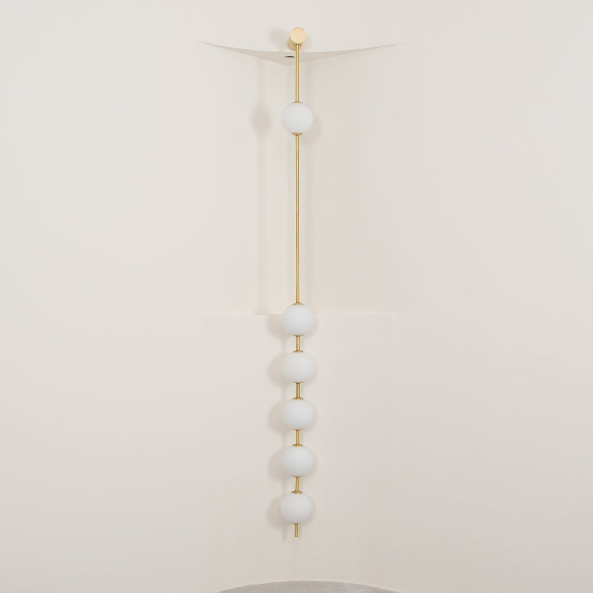 Kesterlyn Metal Wall Light-Moonnatur
