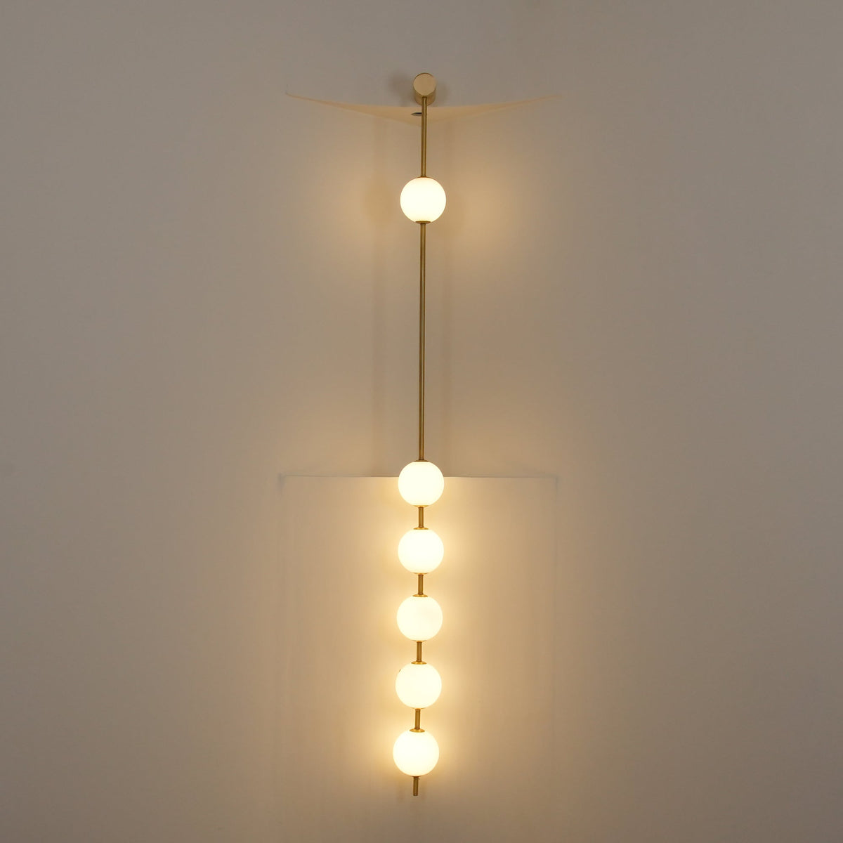 Kesterlyn Metal Wall Light-Moonnatur