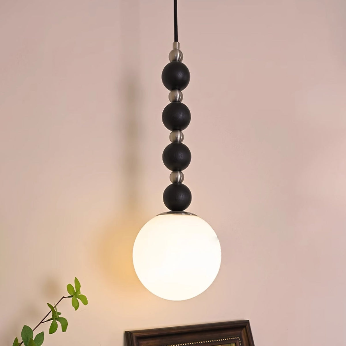 Lowenia Glass Pendant Light-Moonnatur