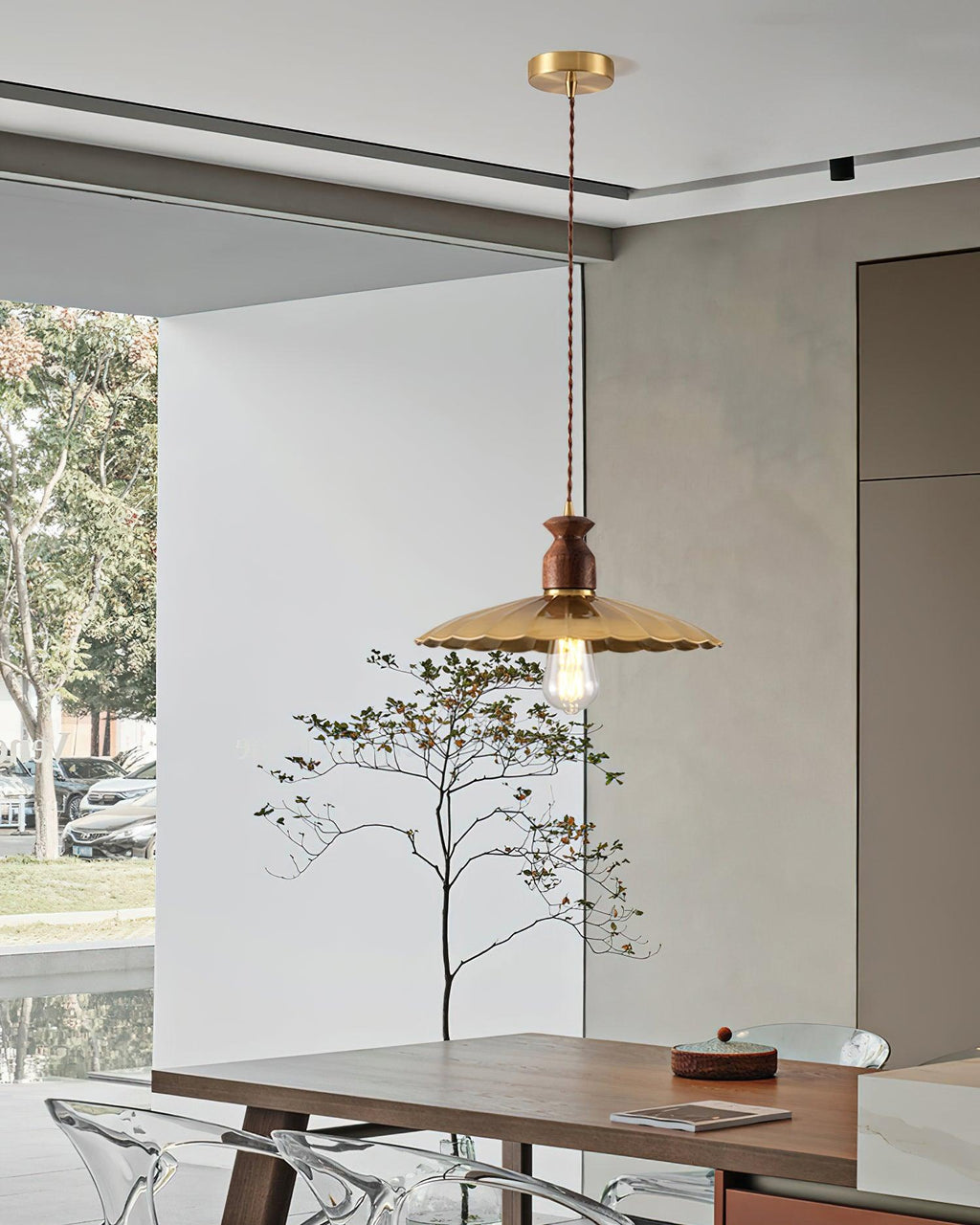 Rovenenora Brass Pendant Light-Moonnatur