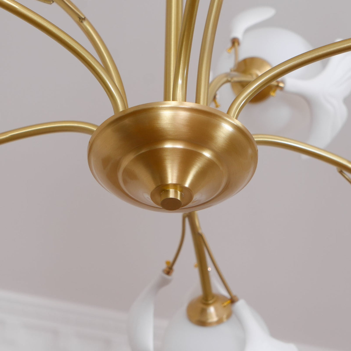 Renverenis Ceramic Chandelier-Moonnatur