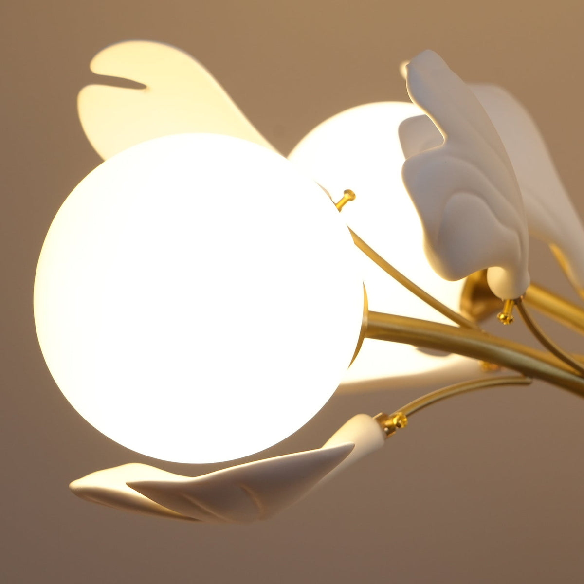 Renverenis Ceramic Chandelier-Moonnatur