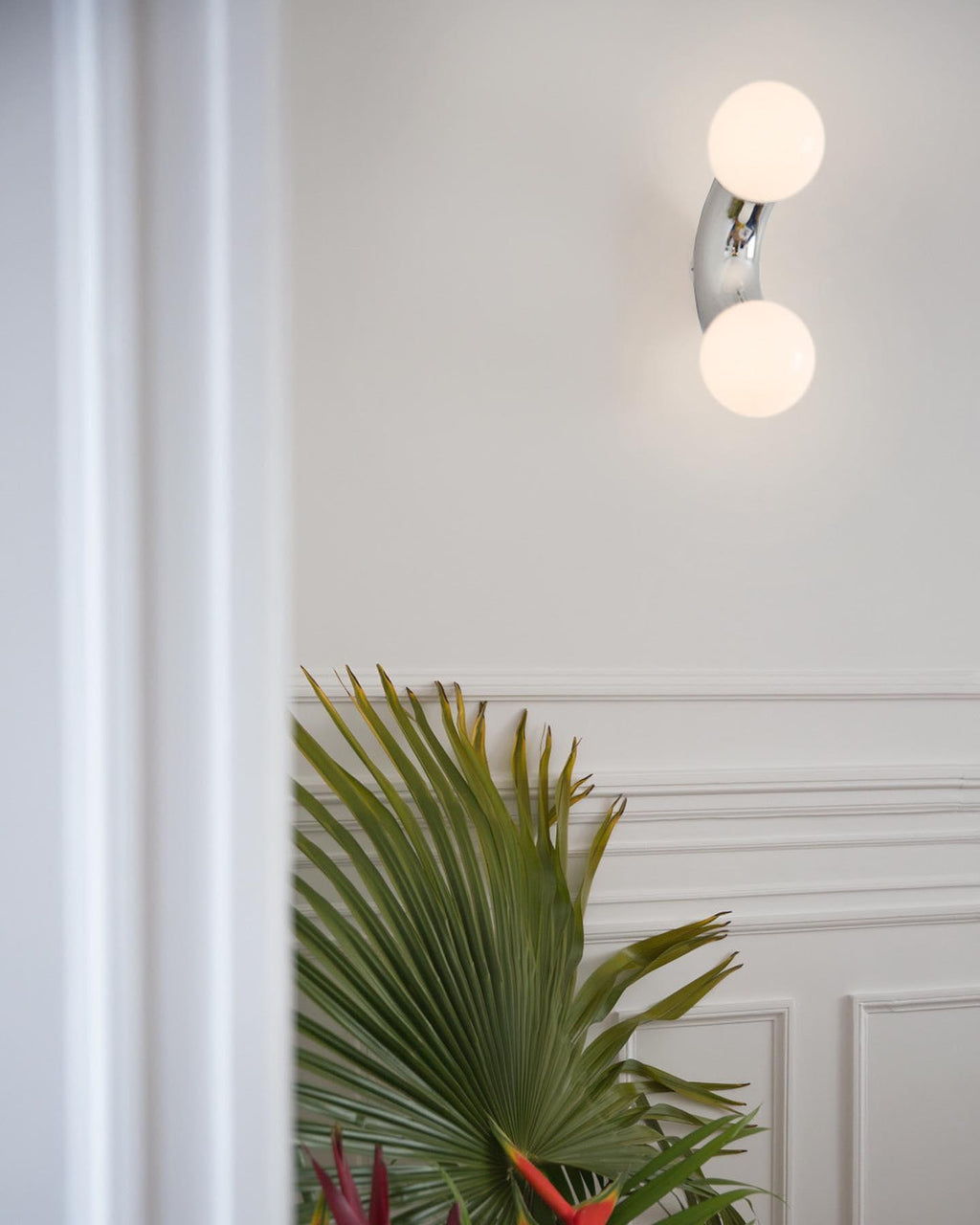 Kestora Glass Wall Light-Moonnatur