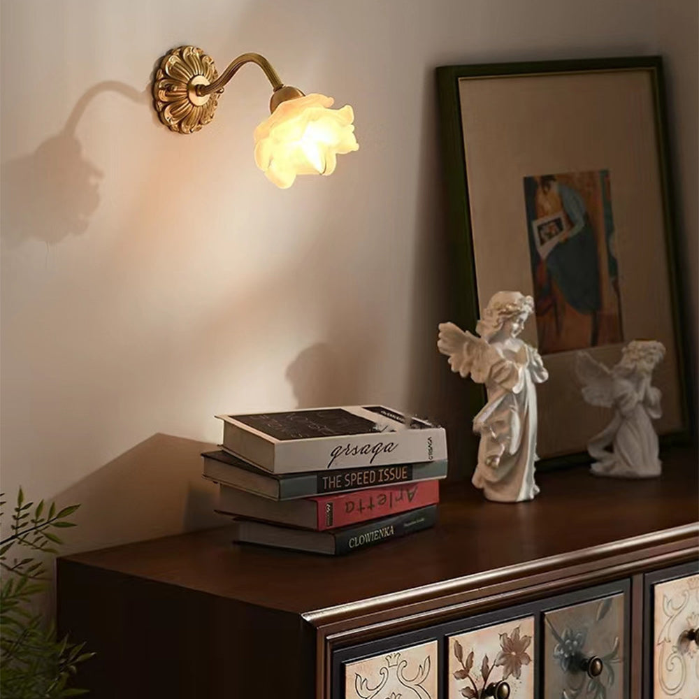 Caldenis Glass Wall Light-Moonnatur