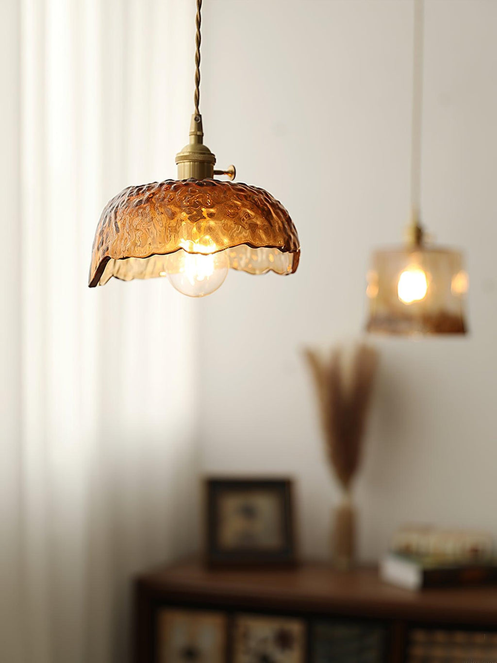 Sereneth Glass Pendant Light-Moonnatur