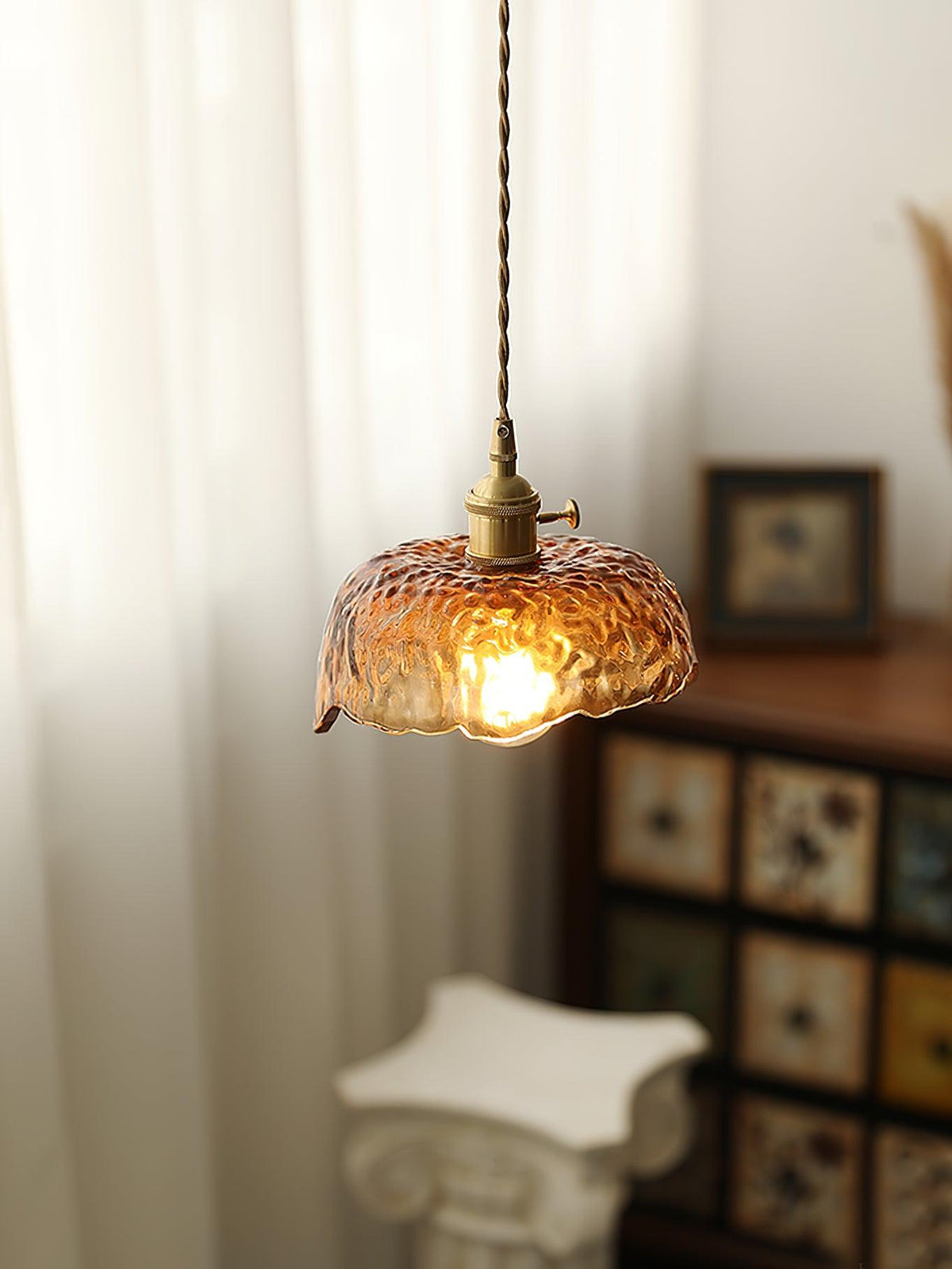 Sereneth Glass Pendant Light-Moonnatur