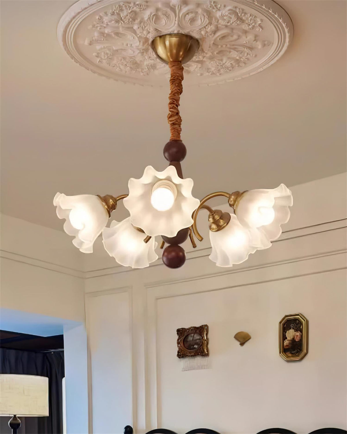 Garnelford Glass Chandelier-Moonnatur