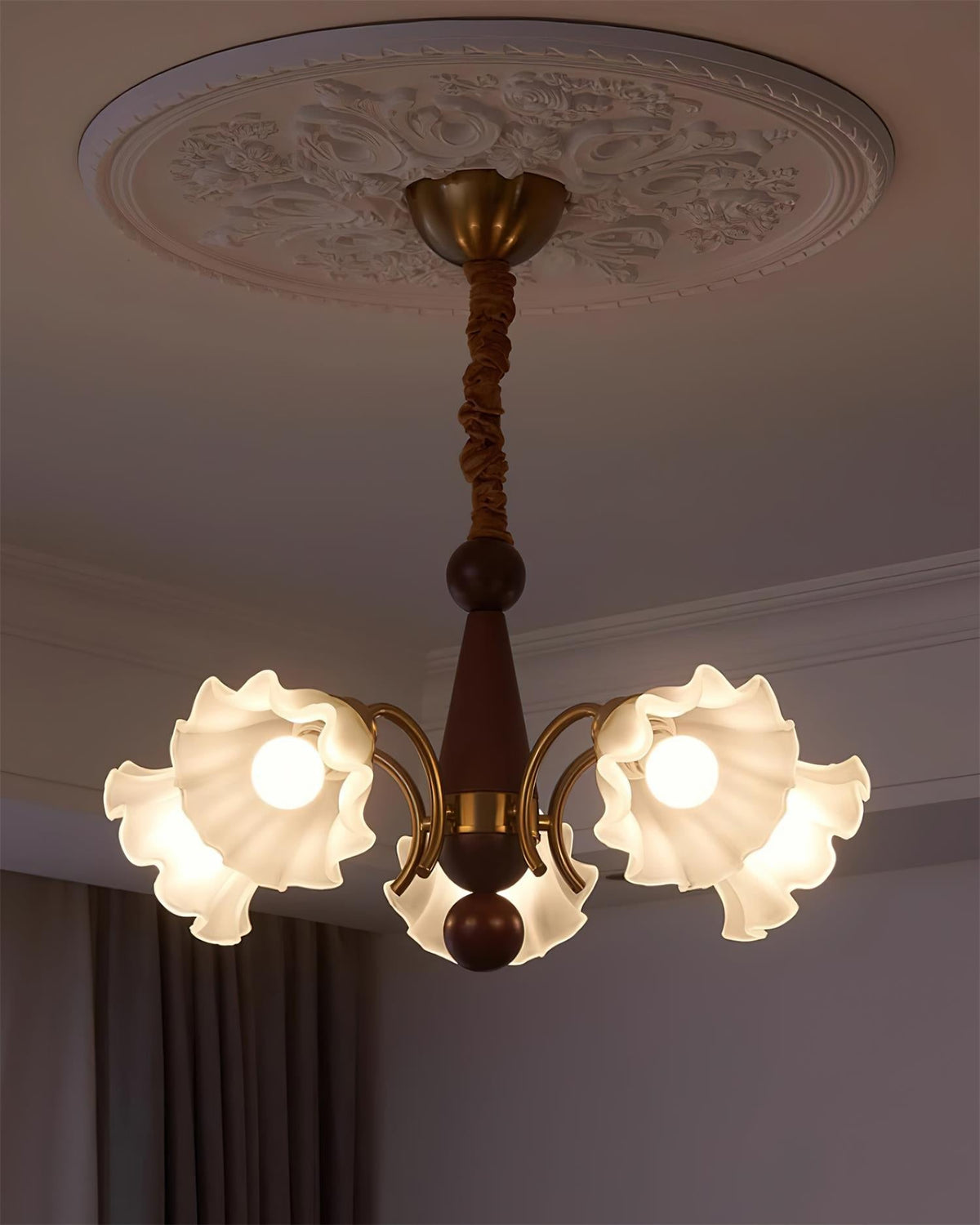 Garnelford Glass Chandelier-Moonnatur