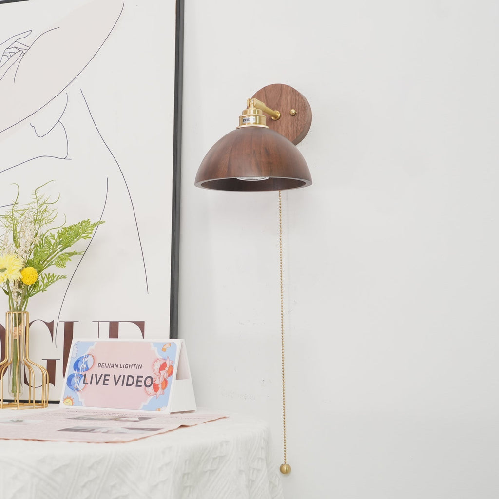 Valoria Walnut Wall Lamp-Moonnatur