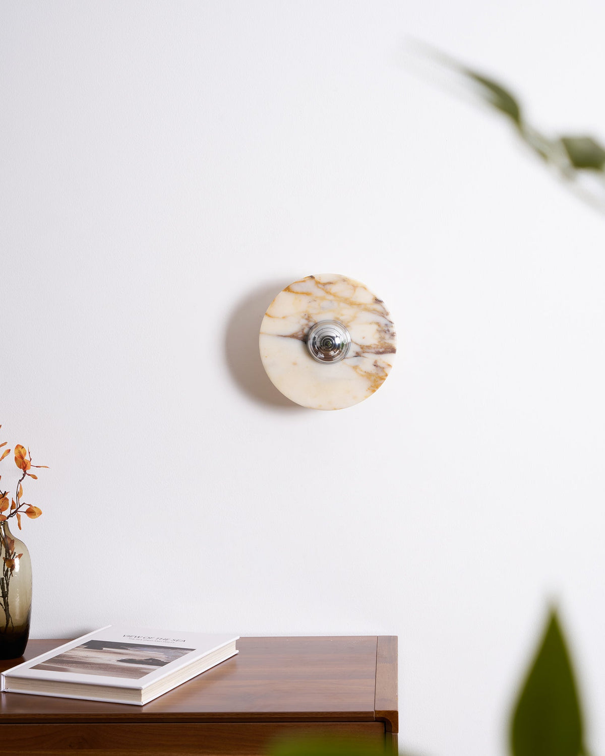 Zelvenwren Marble Wall Light-Moonnatur