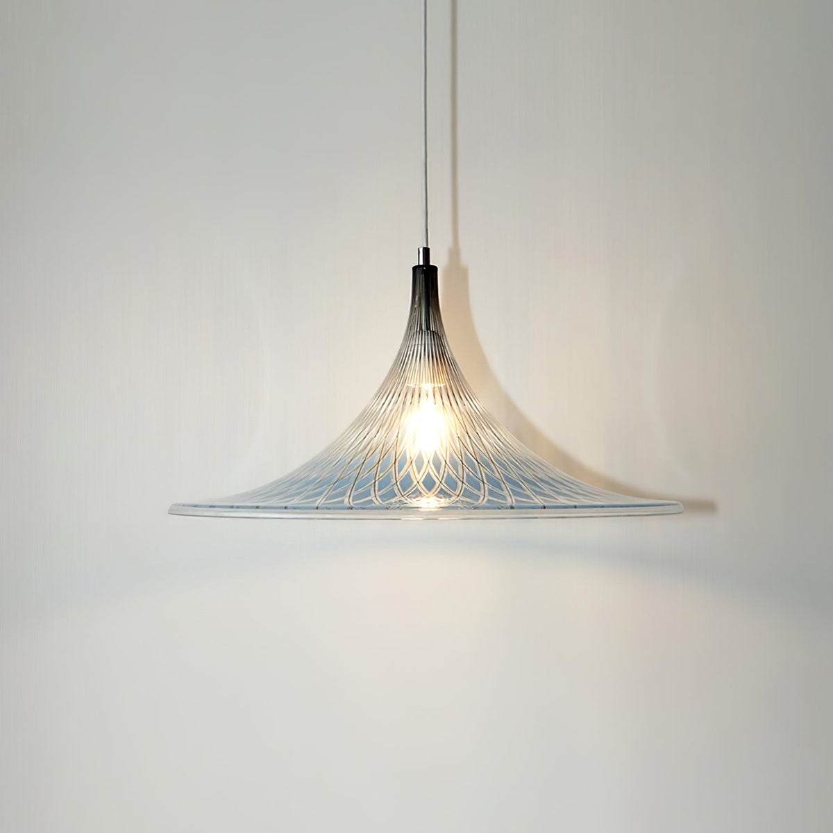 Naveris Acrylic Pendant Light-Moonnatur