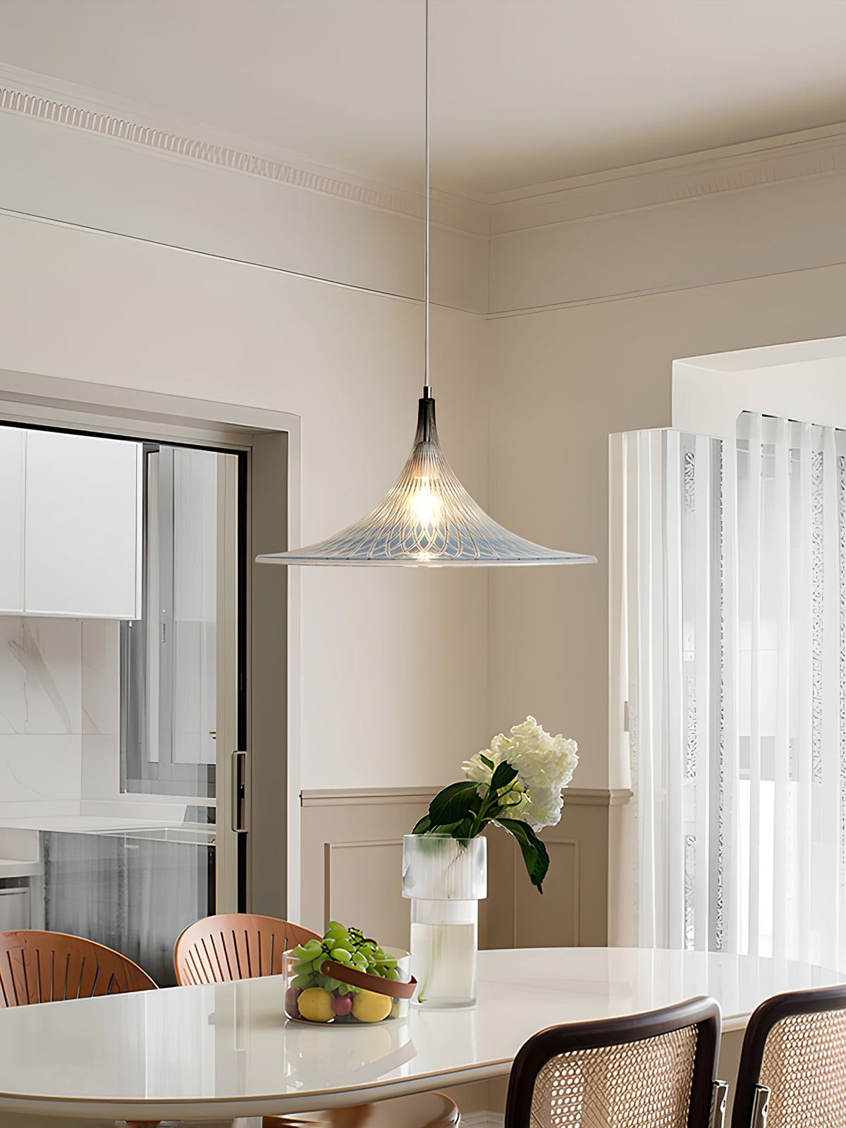 Naveris Acrylic Pendant Light-Moonnatur