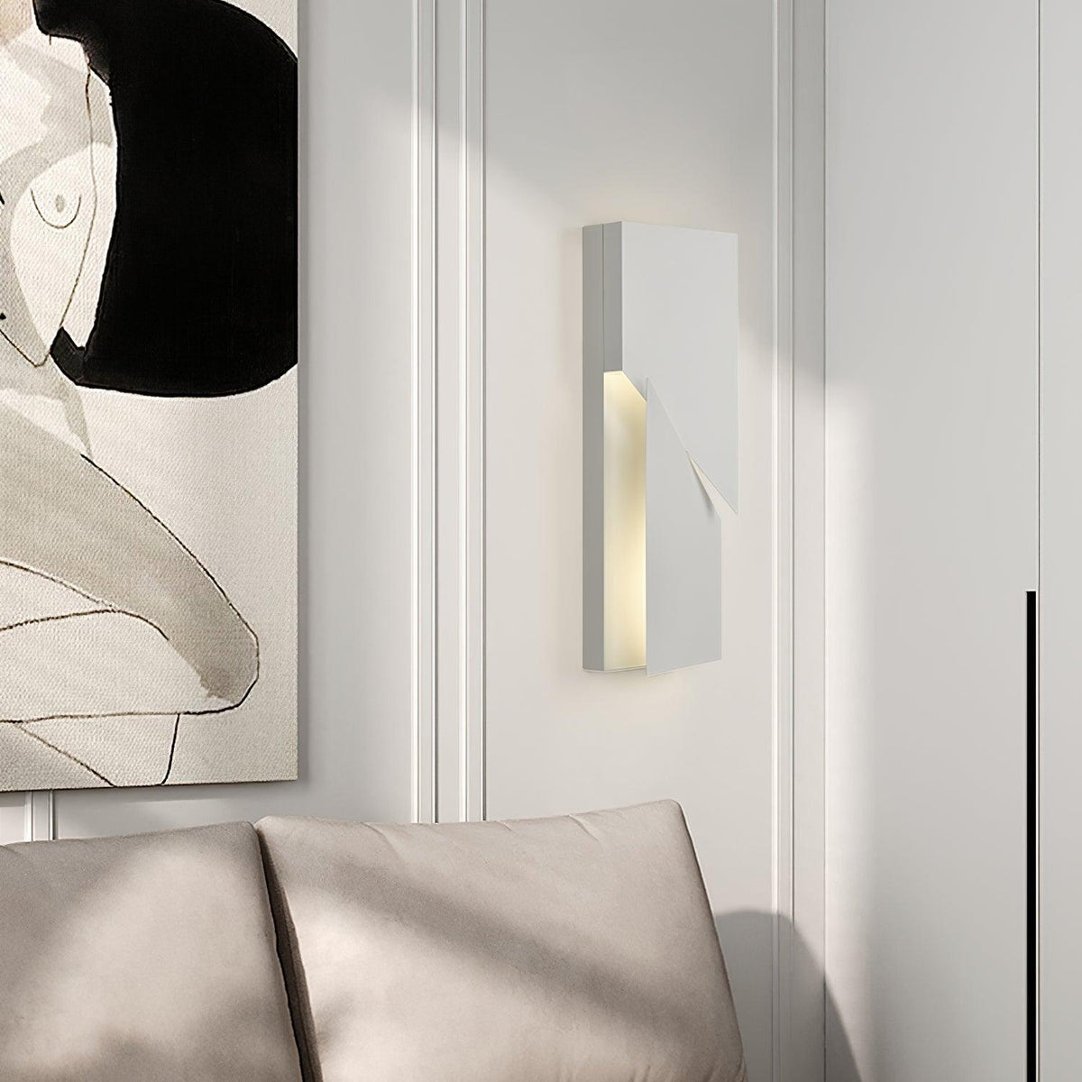 Casteris Aluminium Wall Light-Moonnatur