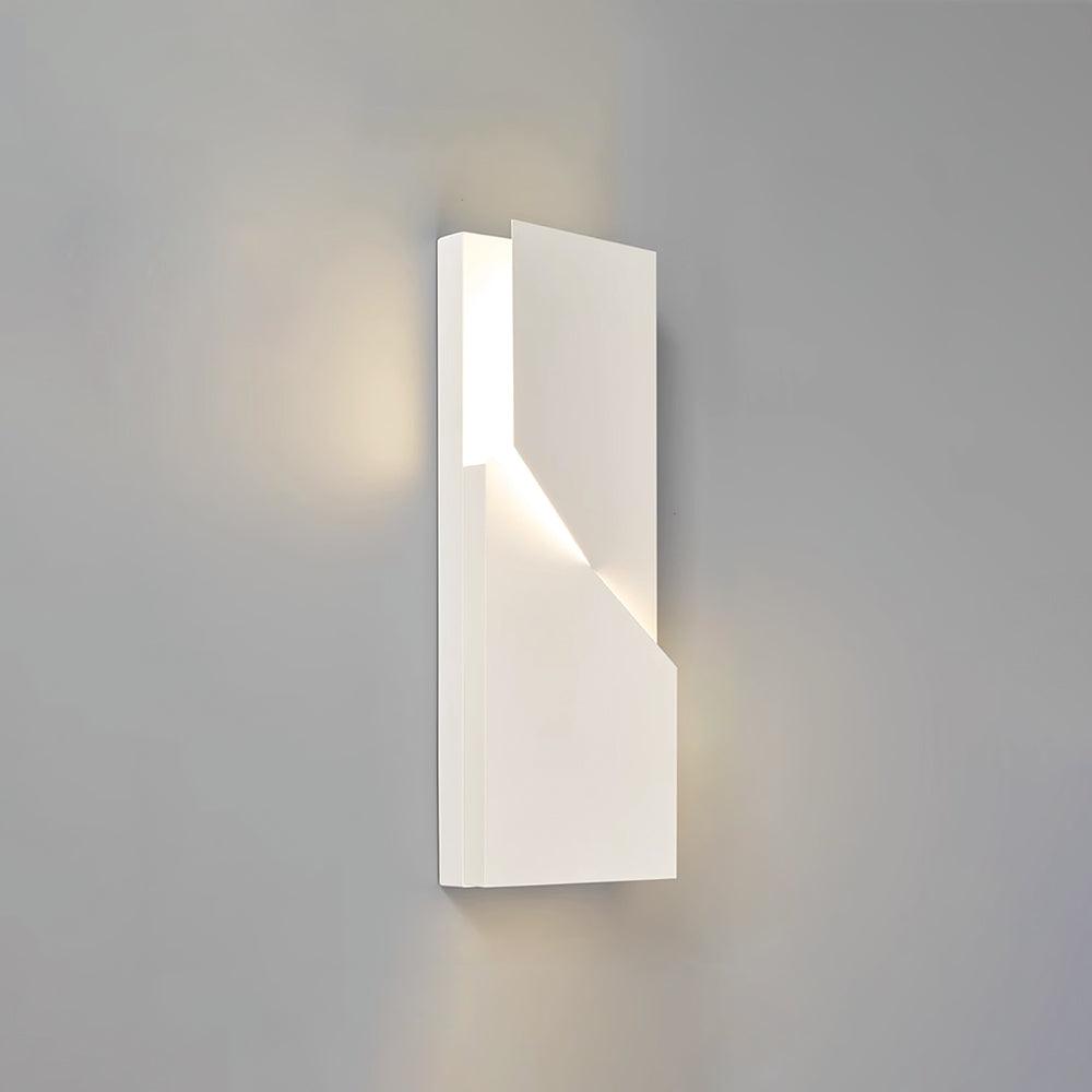 Casteris Aluminium Wall Light-Moonnatur