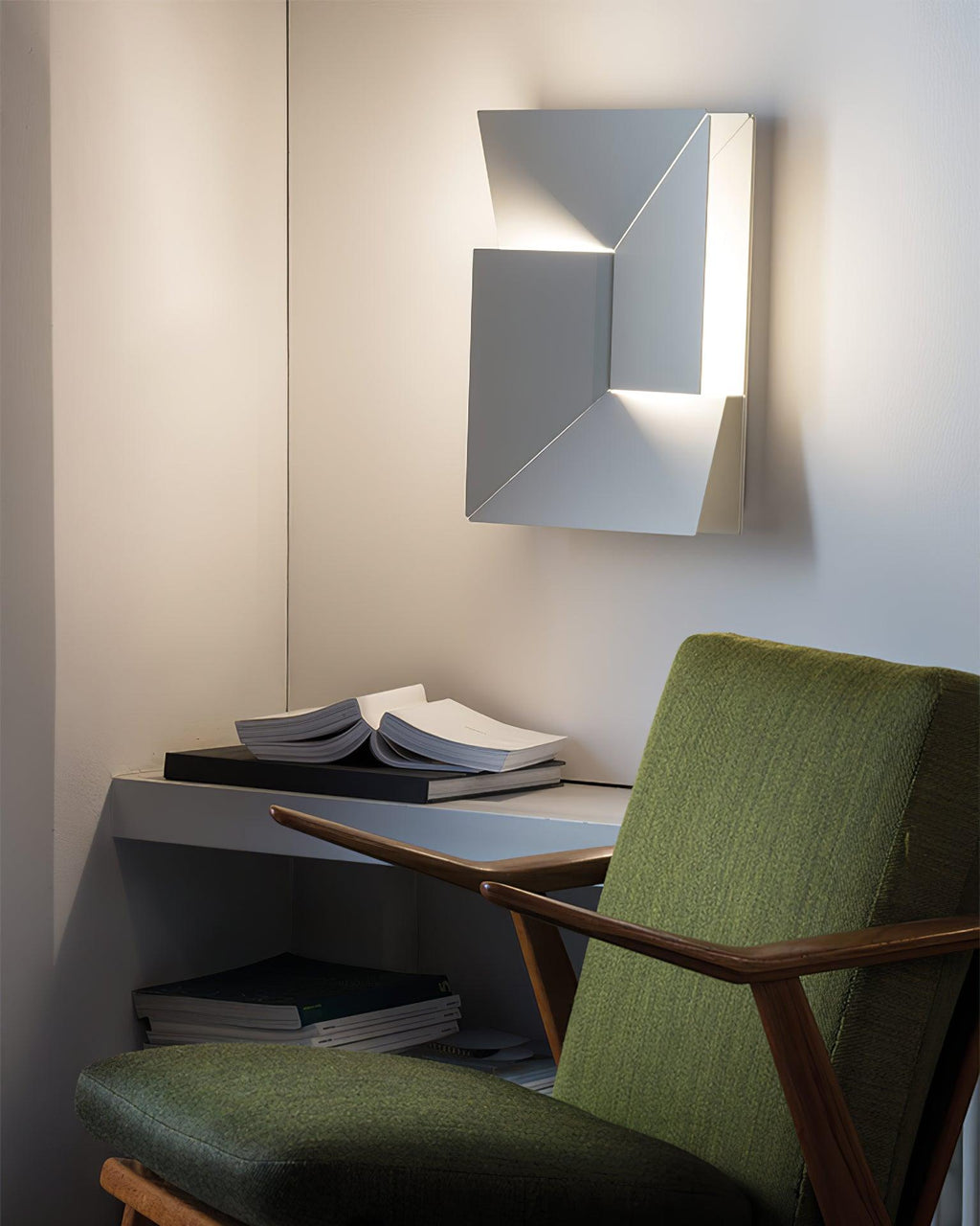 Casteris Aluminium Wall Light-Moonnatur