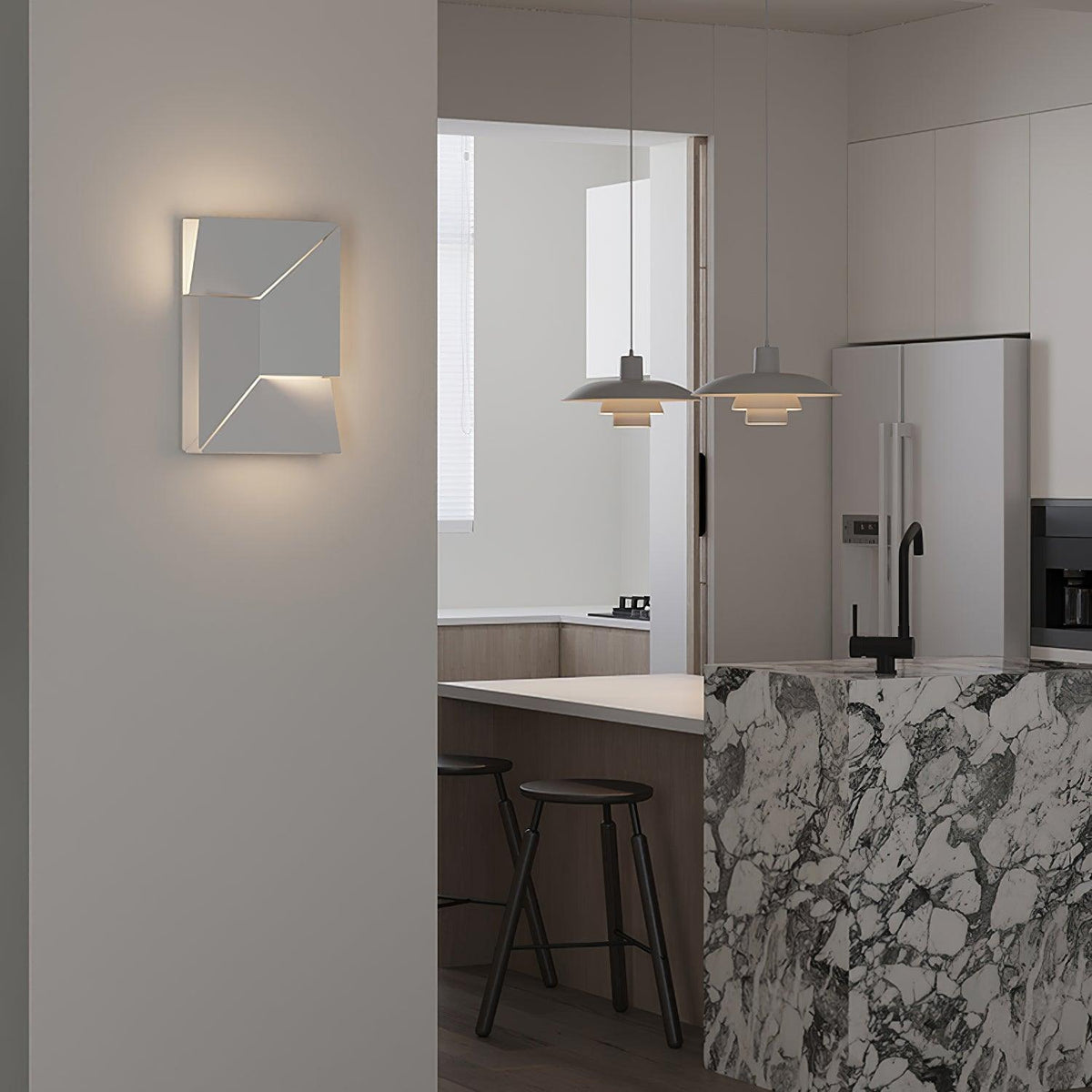 Casteris Aluminium Wall Light-Moonnatur