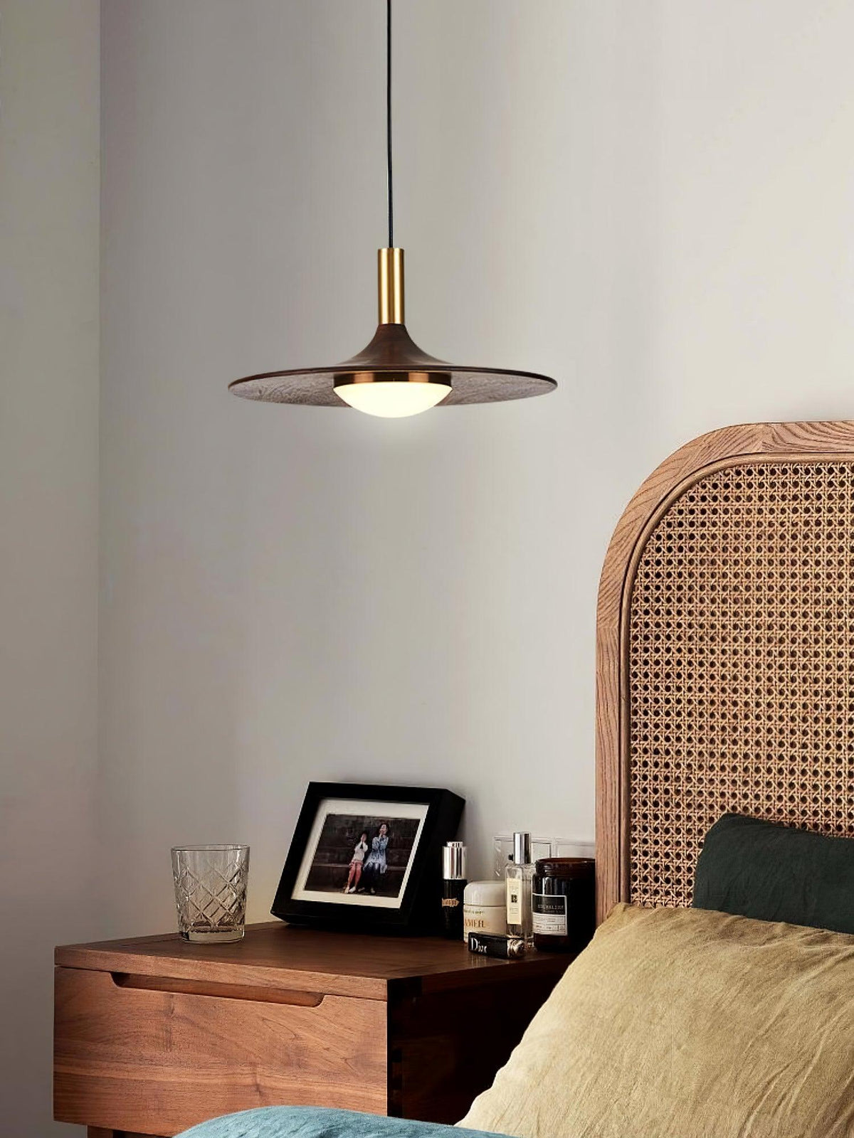 Bellwyn Wood Pendant Light-Moonnatur