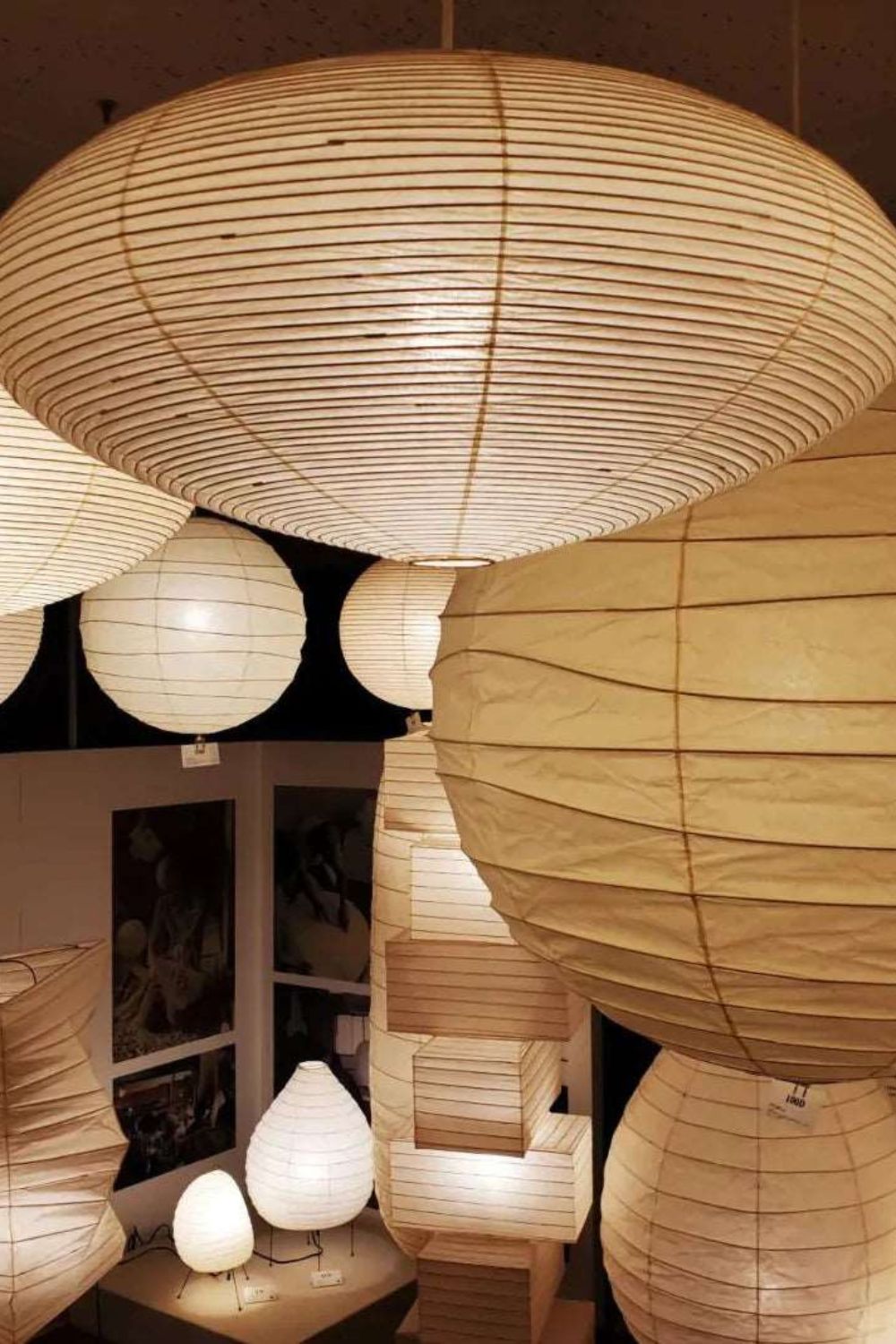 Lavenora Paper Pendant Light-Moonnatur