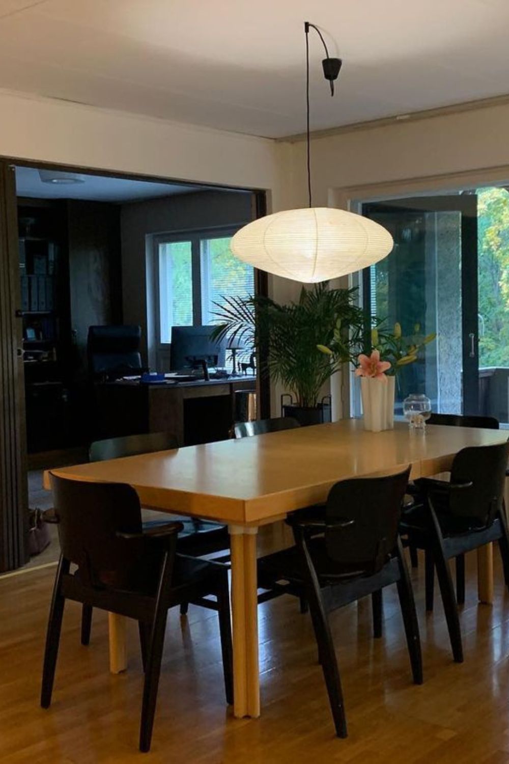 Lavenora Paper Pendant Light-Moonnatur