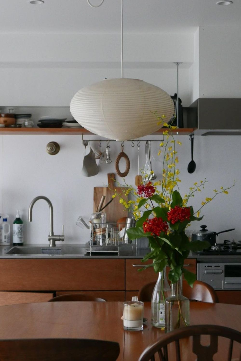 Lavenora Paper Pendant Light-Moonnatur