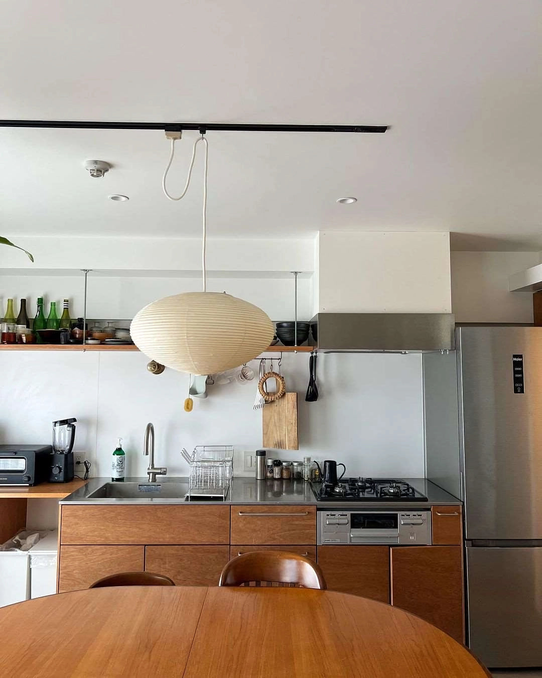 Lavenora Paper Pendant Light-Moonnatur