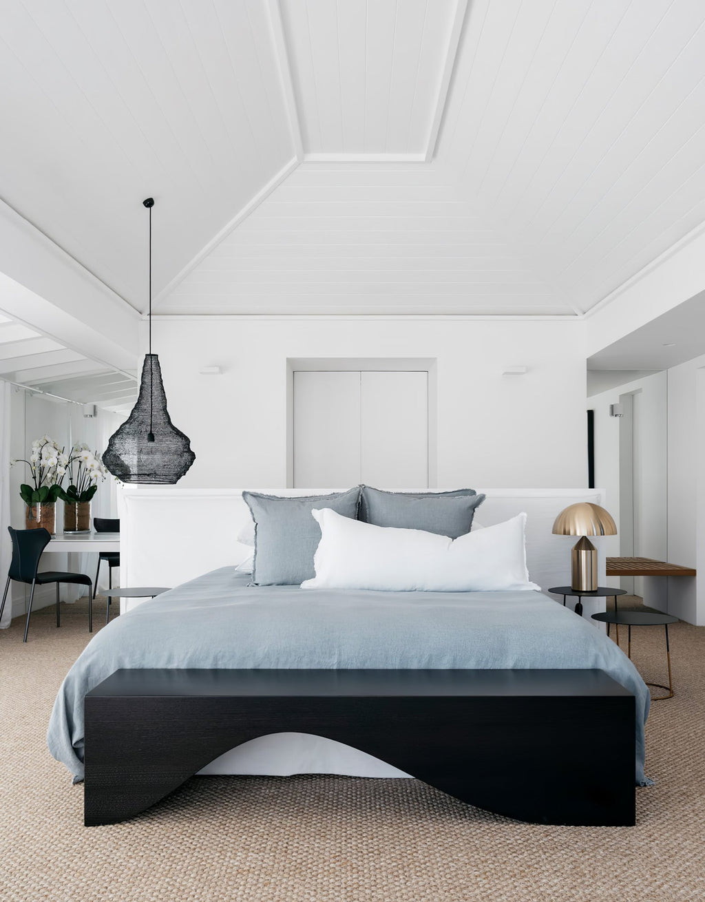 Lavenlyn Steel Pendant Light-Moonnatur