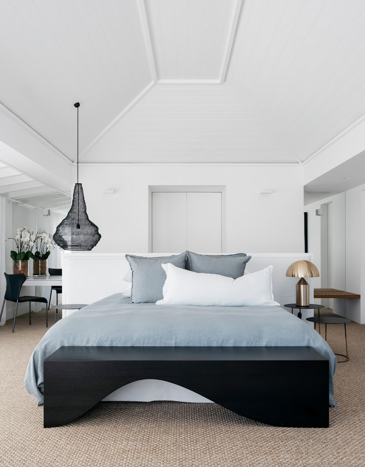 Lavenlyn Steel Pendant Light-Moonnatur