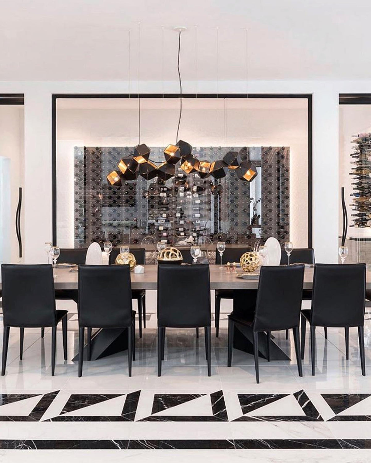 Verrenenna Iron Chandelier-Moonnatur