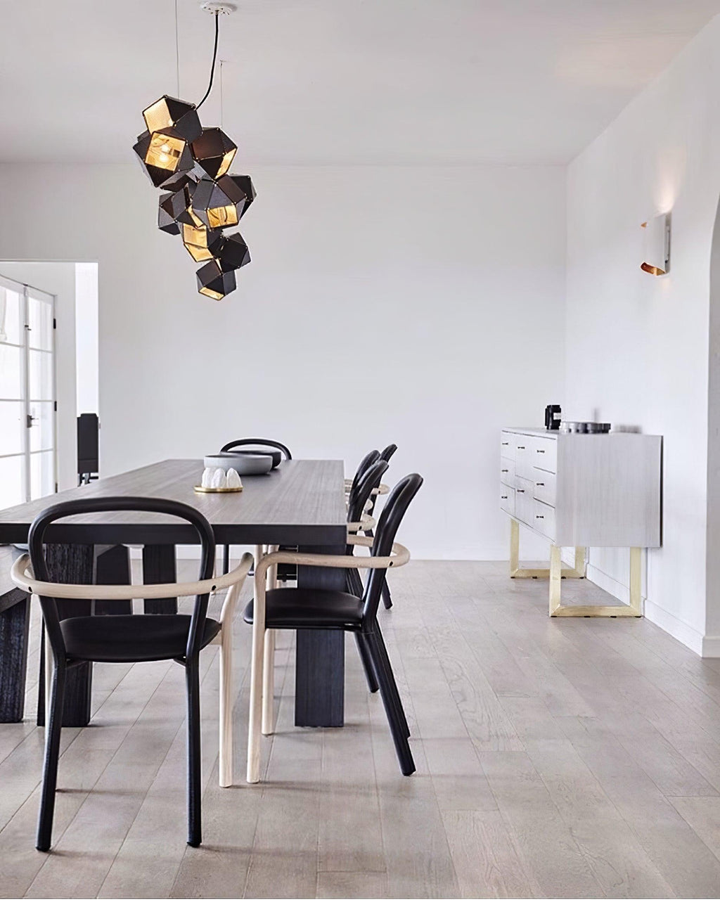 Verrenenna Iron Chandelier-Moonnatur